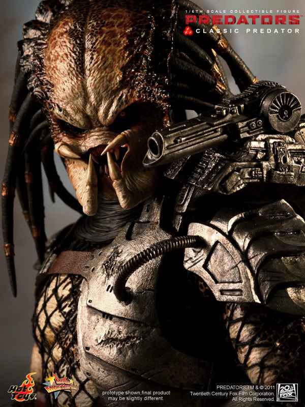 Hot Toys MMS 162 - Predator Classic Suit (Predators) - Hot Toys (Predators) action figure collectible - Main Image 3