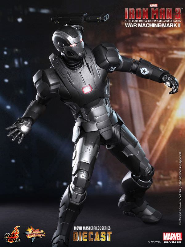 Hot Toys D03 MMS 198 - War Machine Mark II (Iron Man 3) - xSOLD (Iron Man) action figure collectible - Main Image 2