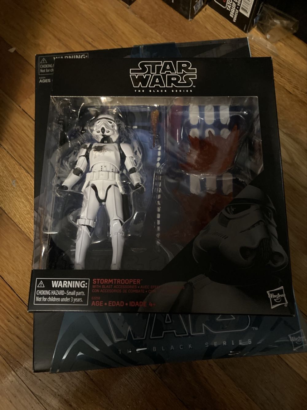 Stormtrooper With Blast Accessories - Hasbro (Star Wars: The Black Series) action figure collectible [Barcode 630509663668] - Main Image 3