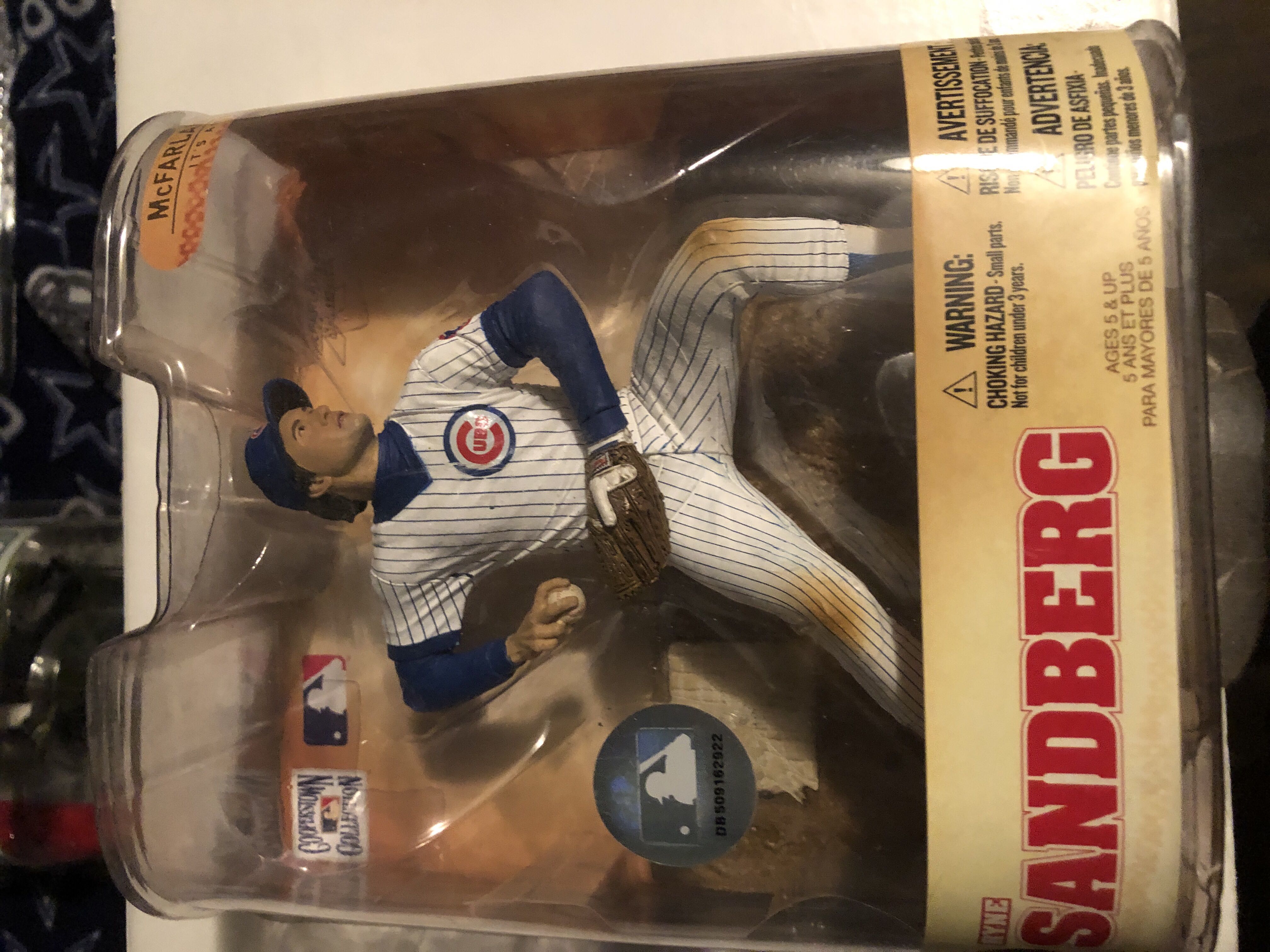 Ryne Sandberg - McFarlane Toys (Cooperstown Collection Series 5) action figure collectible [Barcode 787926713350] - Main Image 1