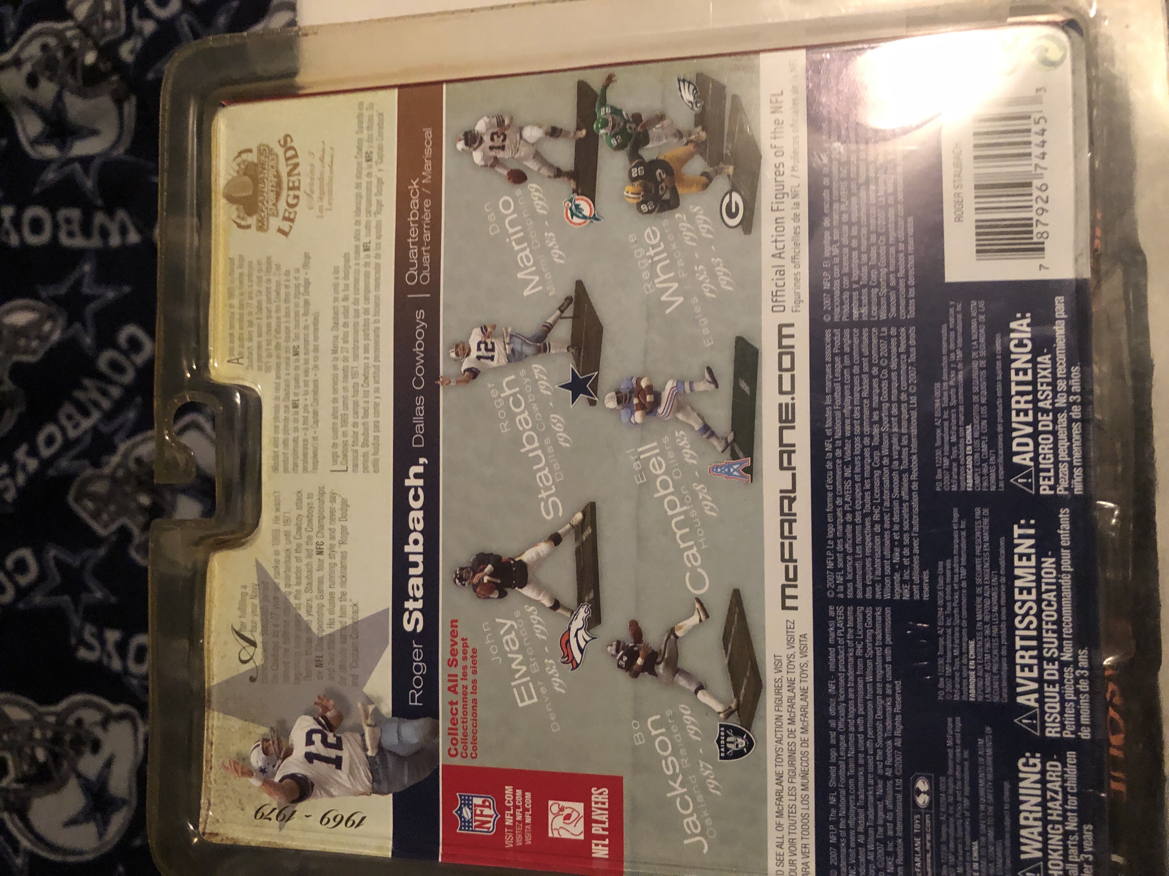 Roger Starbach - McFarlanes Sportspicks action figure collectible [Barcode 787926744453] - Main Image 2