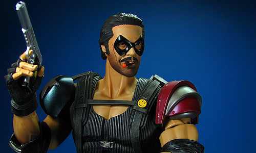 DC Direct Deluxe - The Comedian (Watchmen) - xSOLD (Watchmen) action figure collectible - Main Image 3