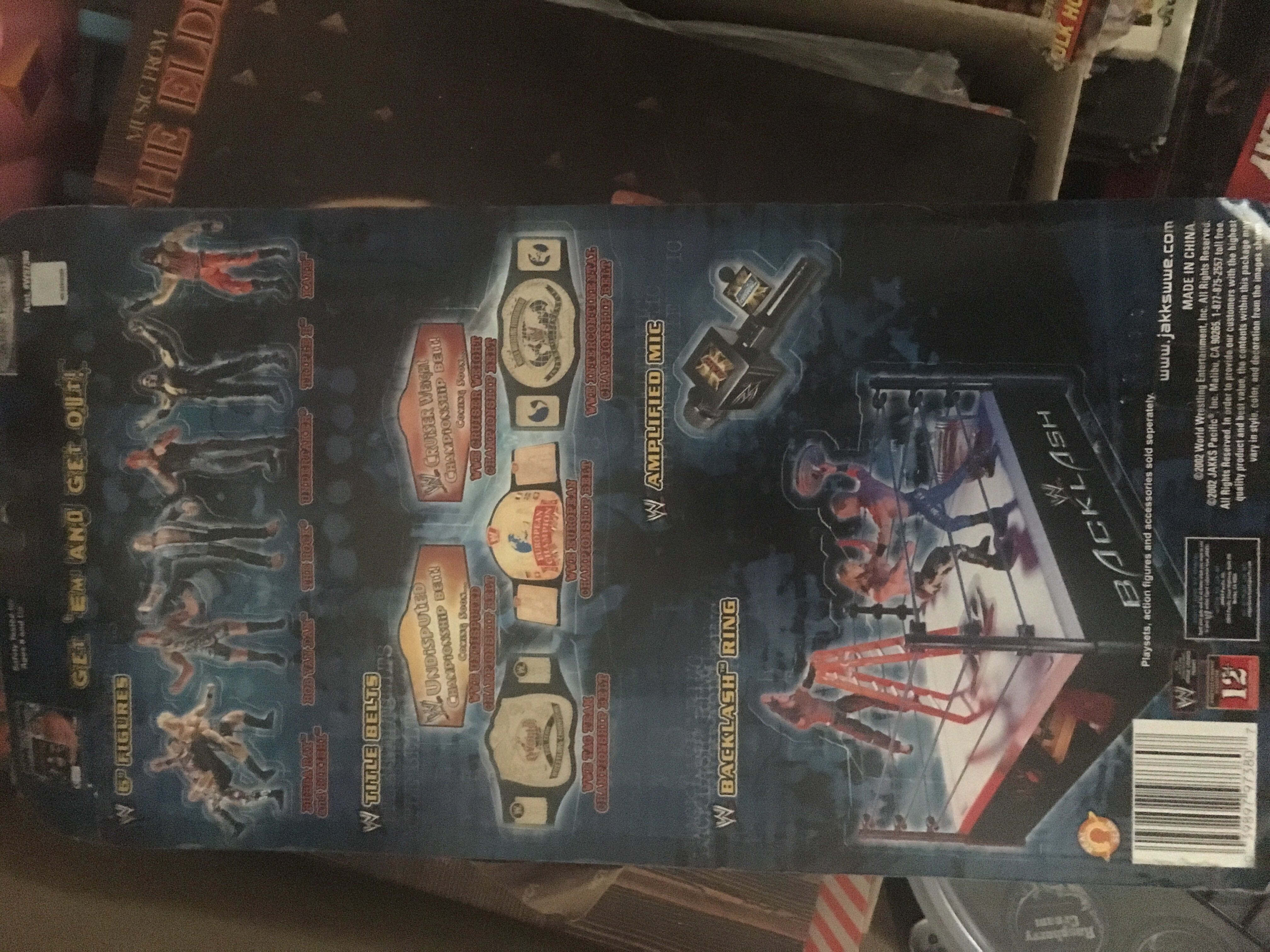 Hulk Hogan - Jakks Pacific (Ringside Rebels) action figure collectible [Barcode 039897973807] - Main Image 2