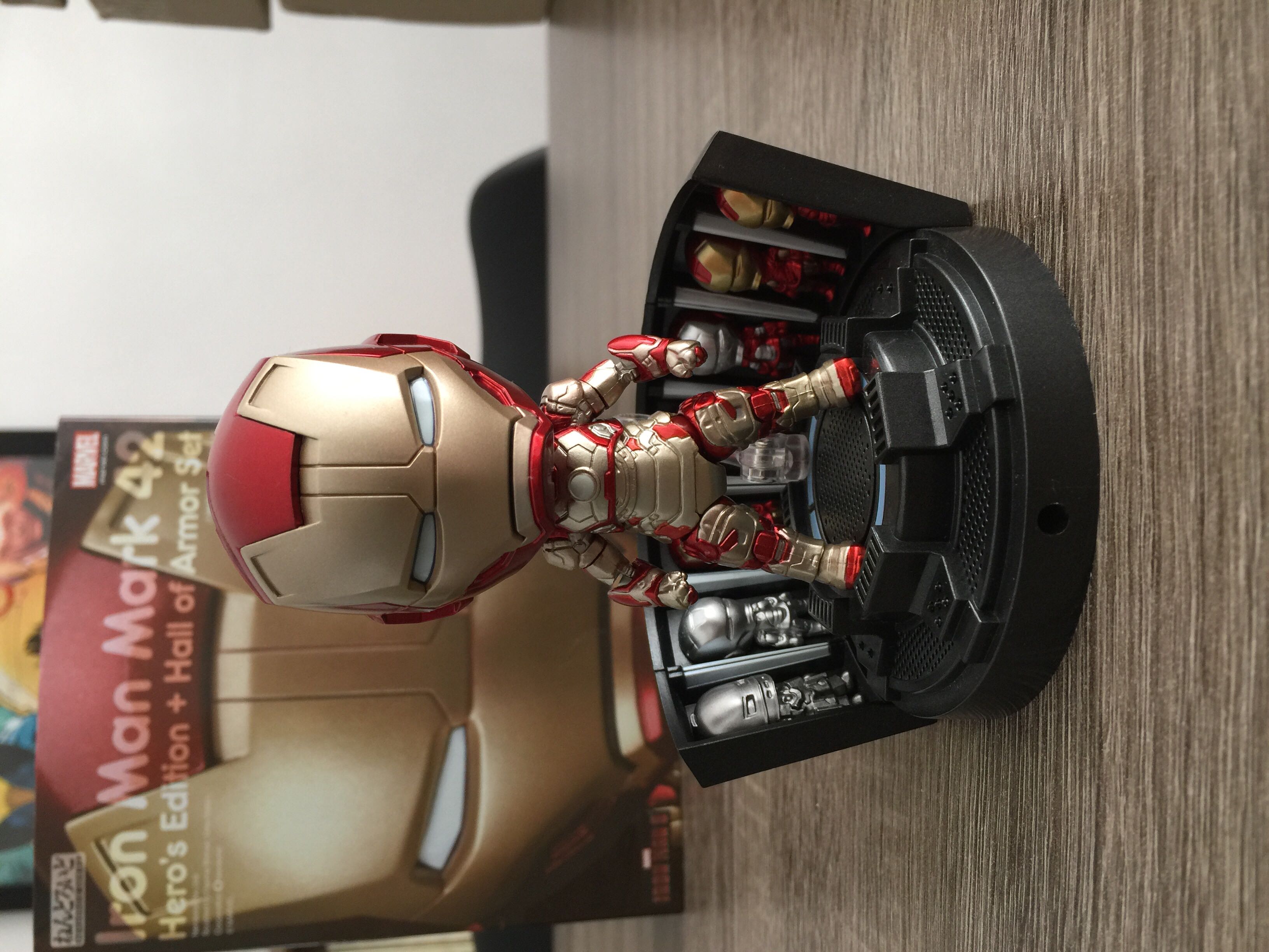 349 Iron Man Mark 42 Hero’s Edition + Hall Of Armor Set Iron Man - Good Smile Company (Nendoroid Series) action figure collectible [Barcode 4571368443373] - Main Image 4