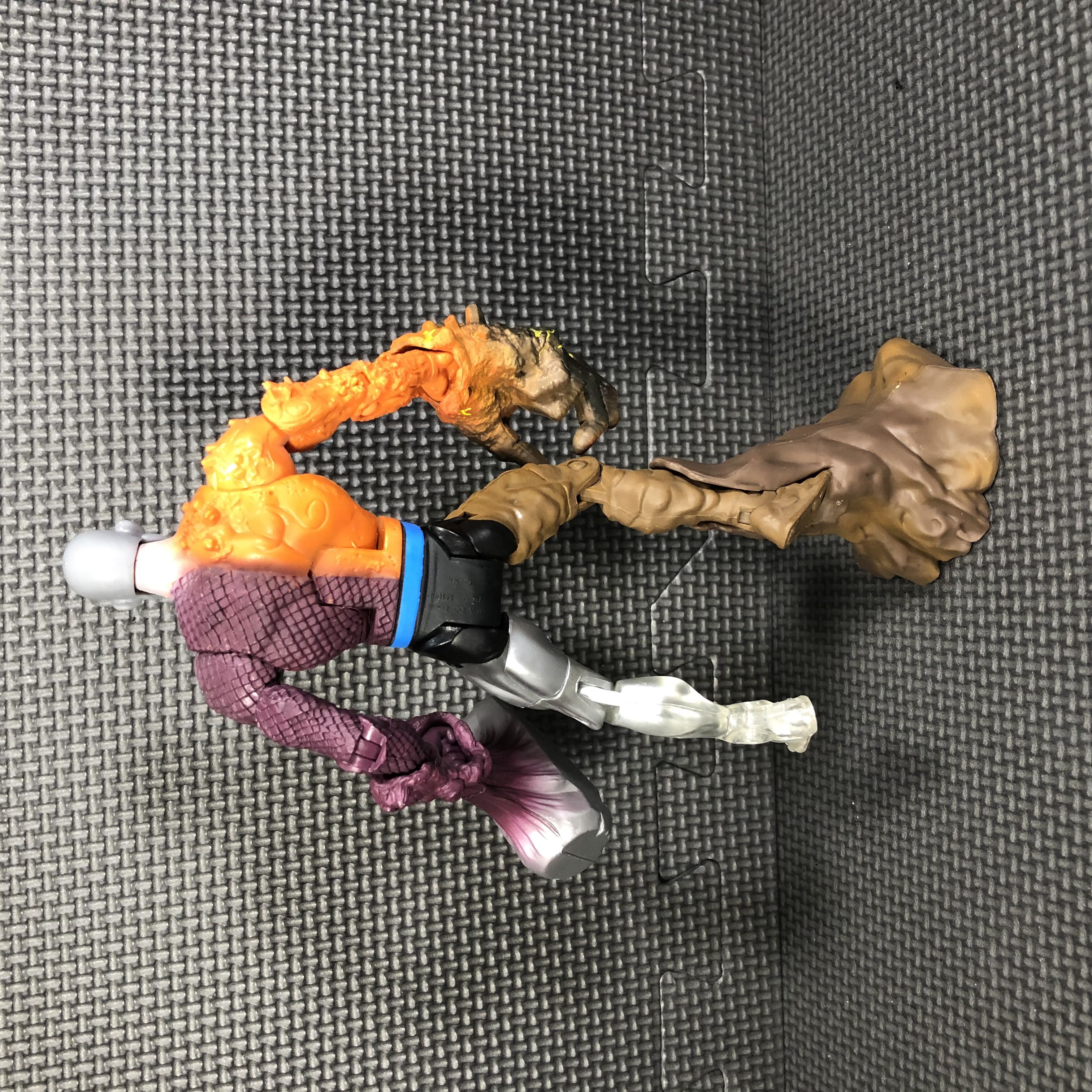 Metamorpho - Mattel (DC Comics - Super Heroes) action figure collectible - Main Image 3