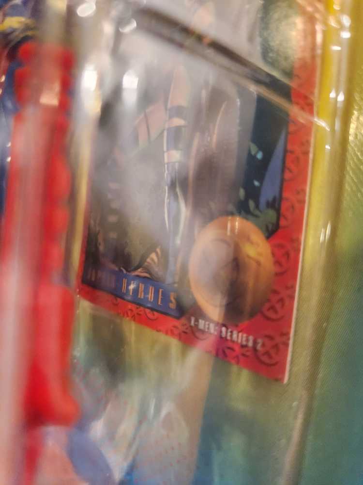 Warpath - Toy Biz (X-Force) action figure collectible [Barcode 035112495420] - Main Image 3