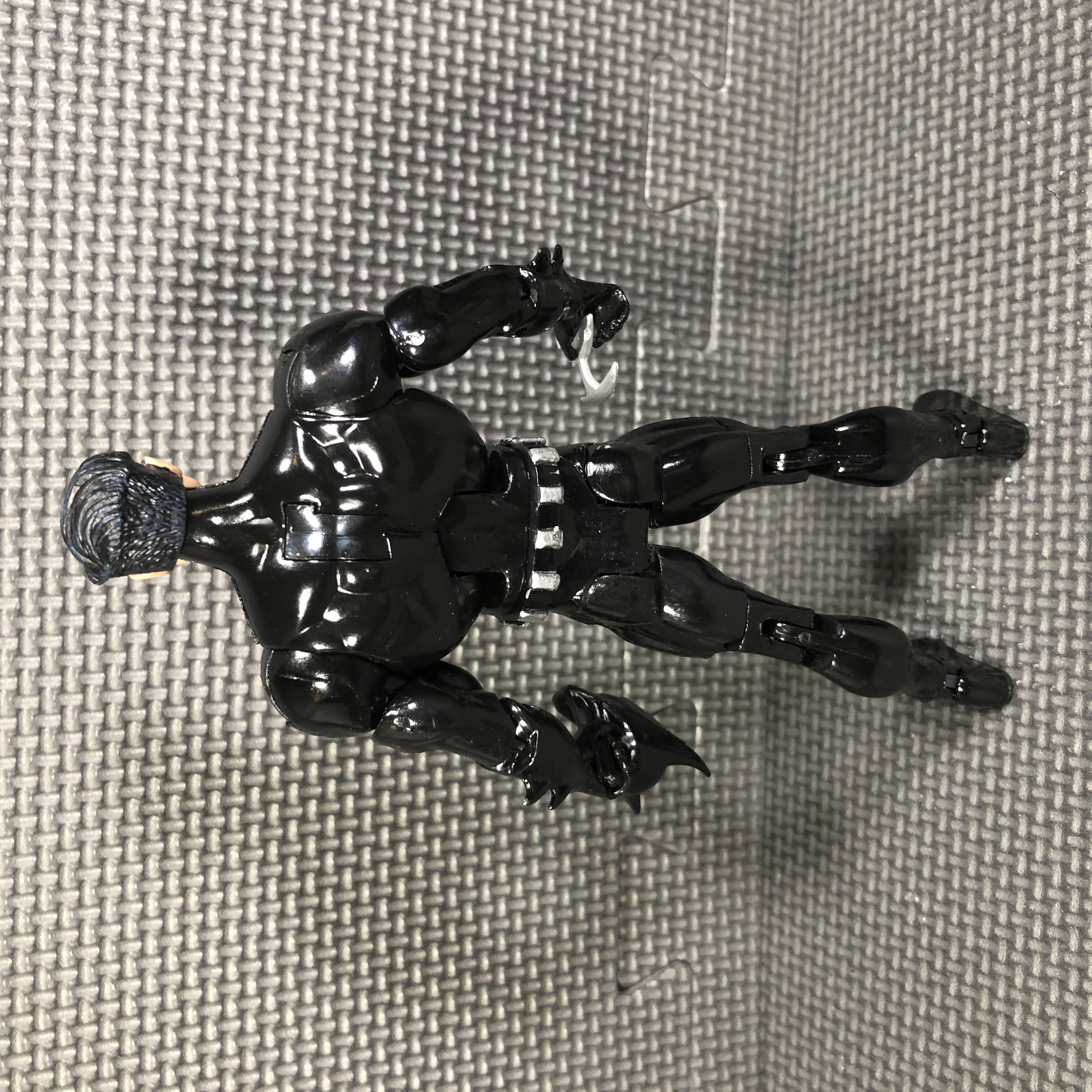 DC Universe Classics, Wave 4: Batman Beyond (Unmasked) - Mattel (DC Comics - Super Heroes) action figure collectible - Main Image 3