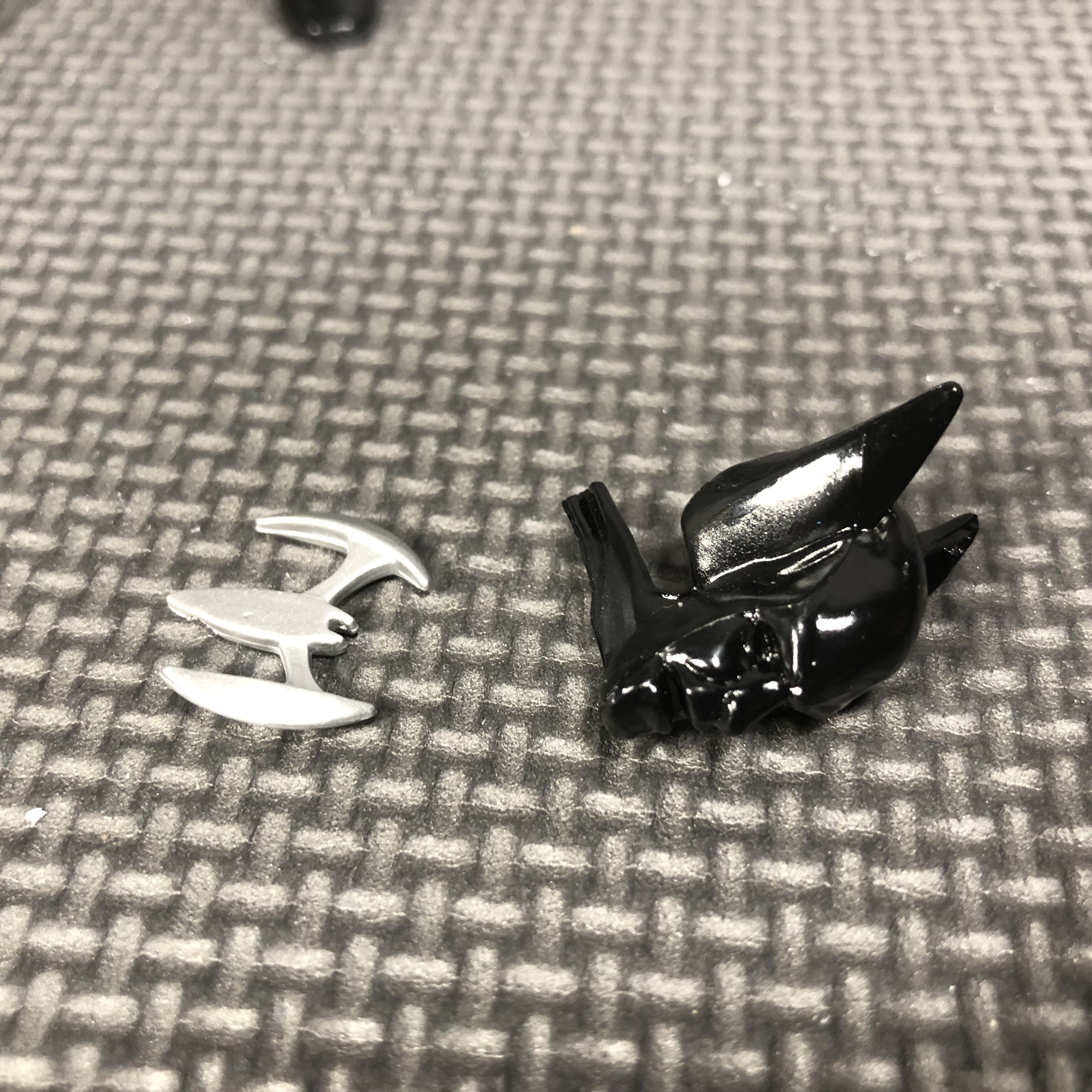 DC Universe Classics, Wave 4: Batman Beyond (Unmasked) - Mattel (DC Comics - Super Heroes) action figure collectible - Main Image 4