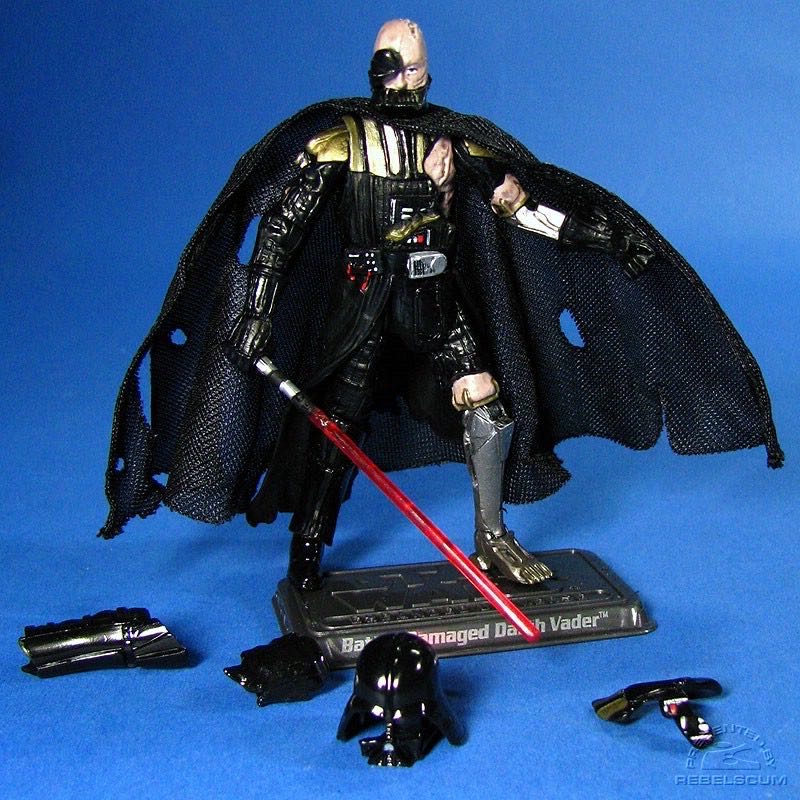 Battle-Damaged Darth Vader - Hasbro (Star Wars: The Force Unleashed) action figure collectible [Barcode 653569257066] - Main Image 3