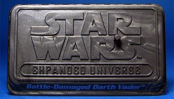 Battle-Damaged Darth Vader - Hasbro (Star Wars: The Force Unleashed) action figure collectible [Barcode 653569257066] - Main Image 4