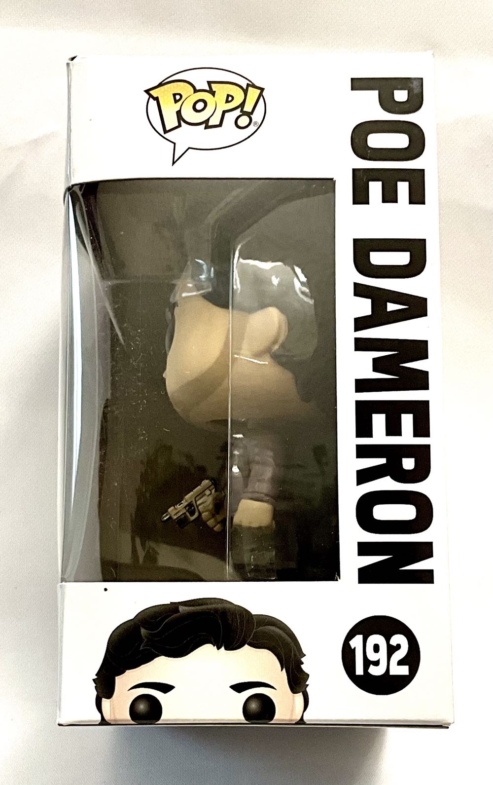 #192 Poe Dameron  (Funko Pop!) action figure collectible [Barcode 889698147477] - Main Image 4