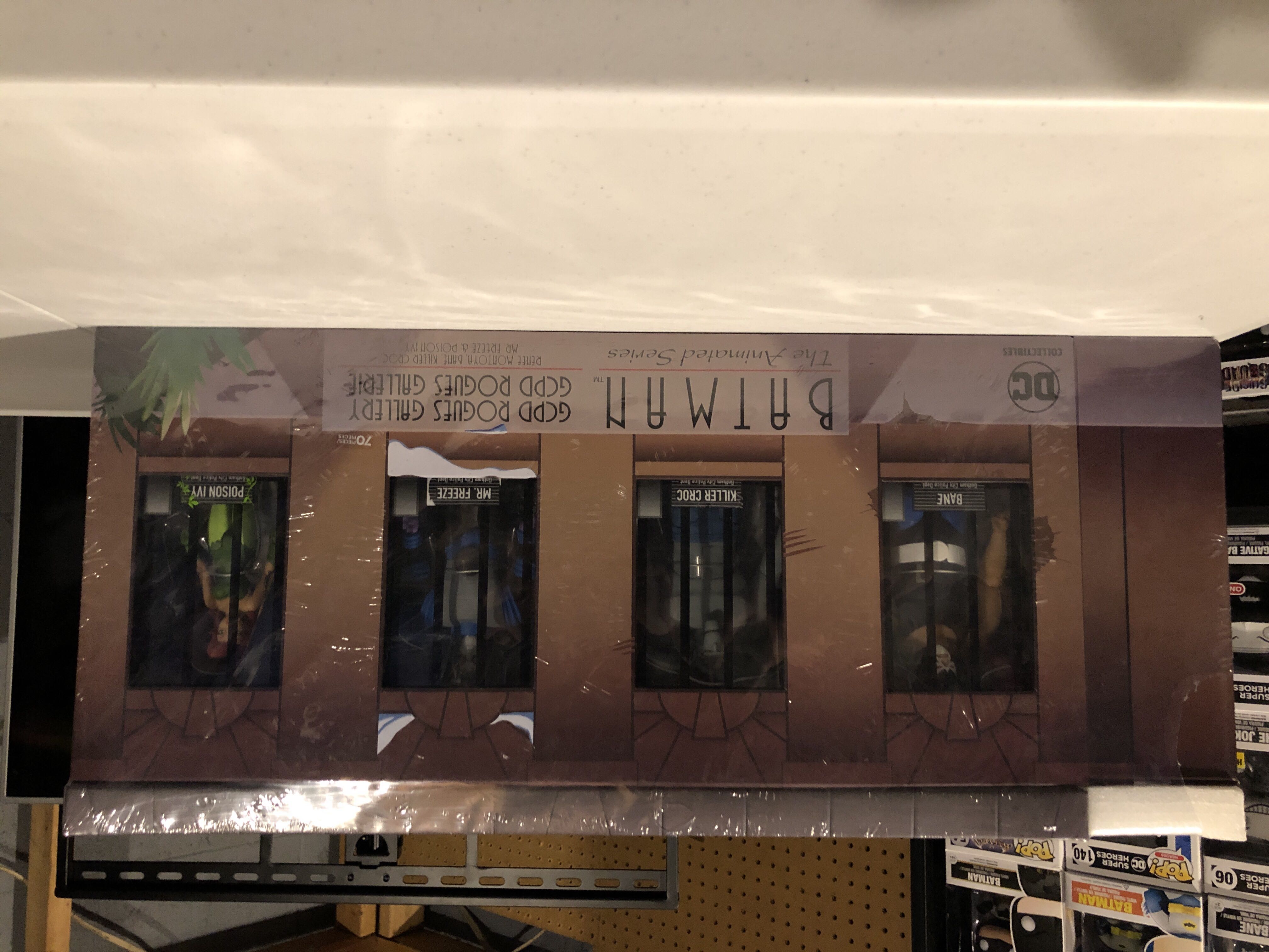 Wonder Woman - Mattel DC Super Hero Girls Wonder Woman Doll & Invisible Jet