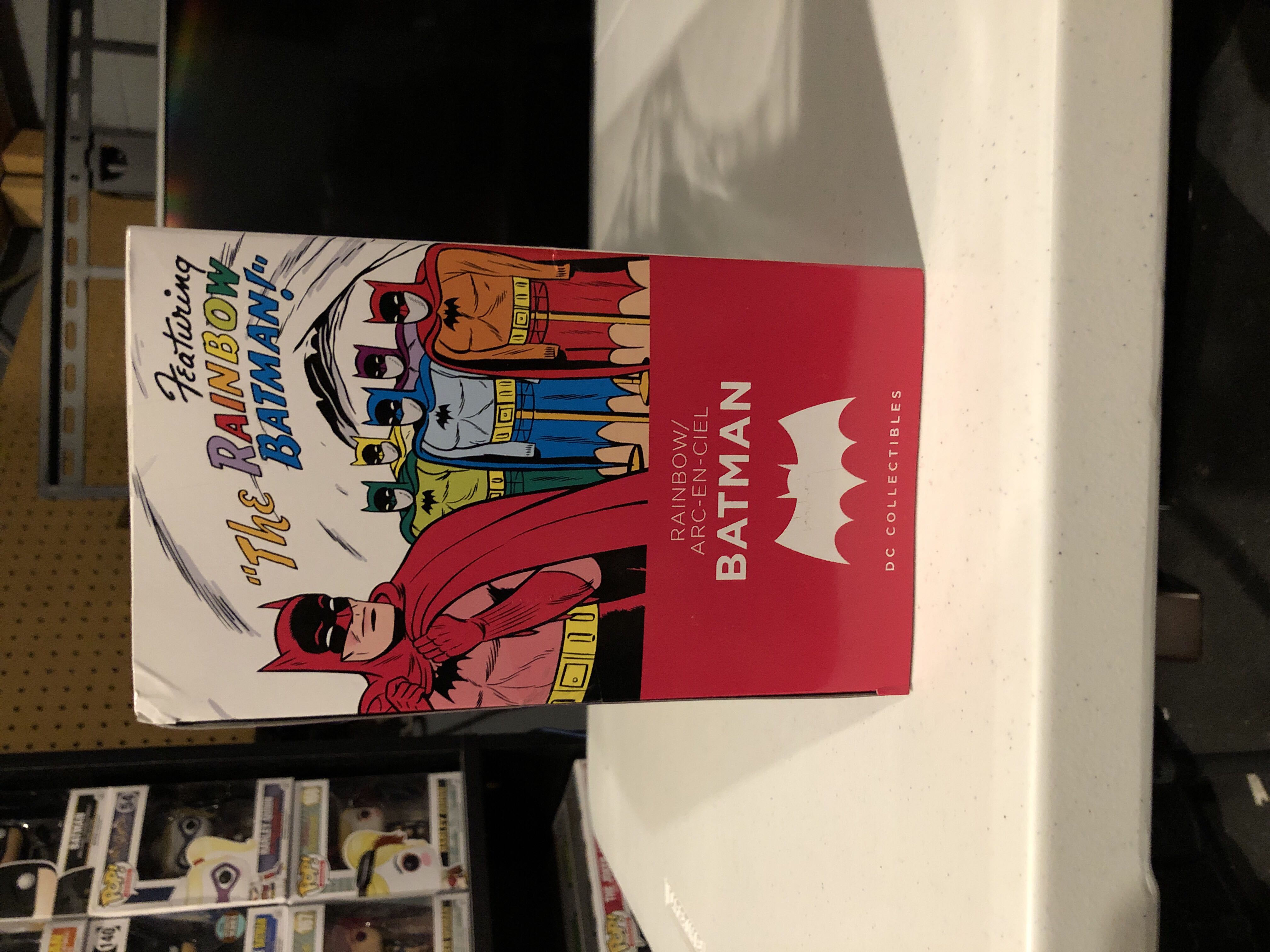 Rainbow/Arc-En-Ciel Batman  - DC Collectibles (DC Collectibles) action figure collectible [Barcode 761941339504] - Main Image 4