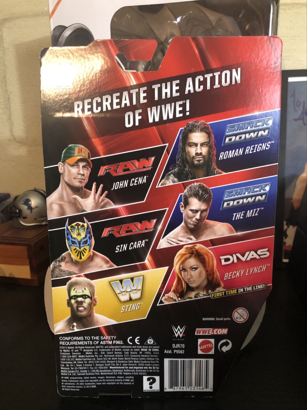 Becky Lynch - Mattel (Basics) action figure collectible [Barcode 887961231465] - Main Image 2