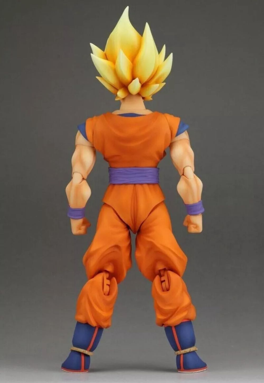 SON GOKU SUPER SAIYAN SDCC 2011 SPECIAL COLOR EDITION (US Exclusive) - Bandai Tamashii Nations (Dragon Ball Z) action figure collectible [Barcode 4543112708793] - Main Image 4