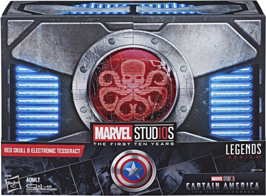 Red Skull & Tesserect (SDCC) - Hasbro (Captain America: The First Avenger) action figure collectible [Barcode 630509682942] - Main Image 2