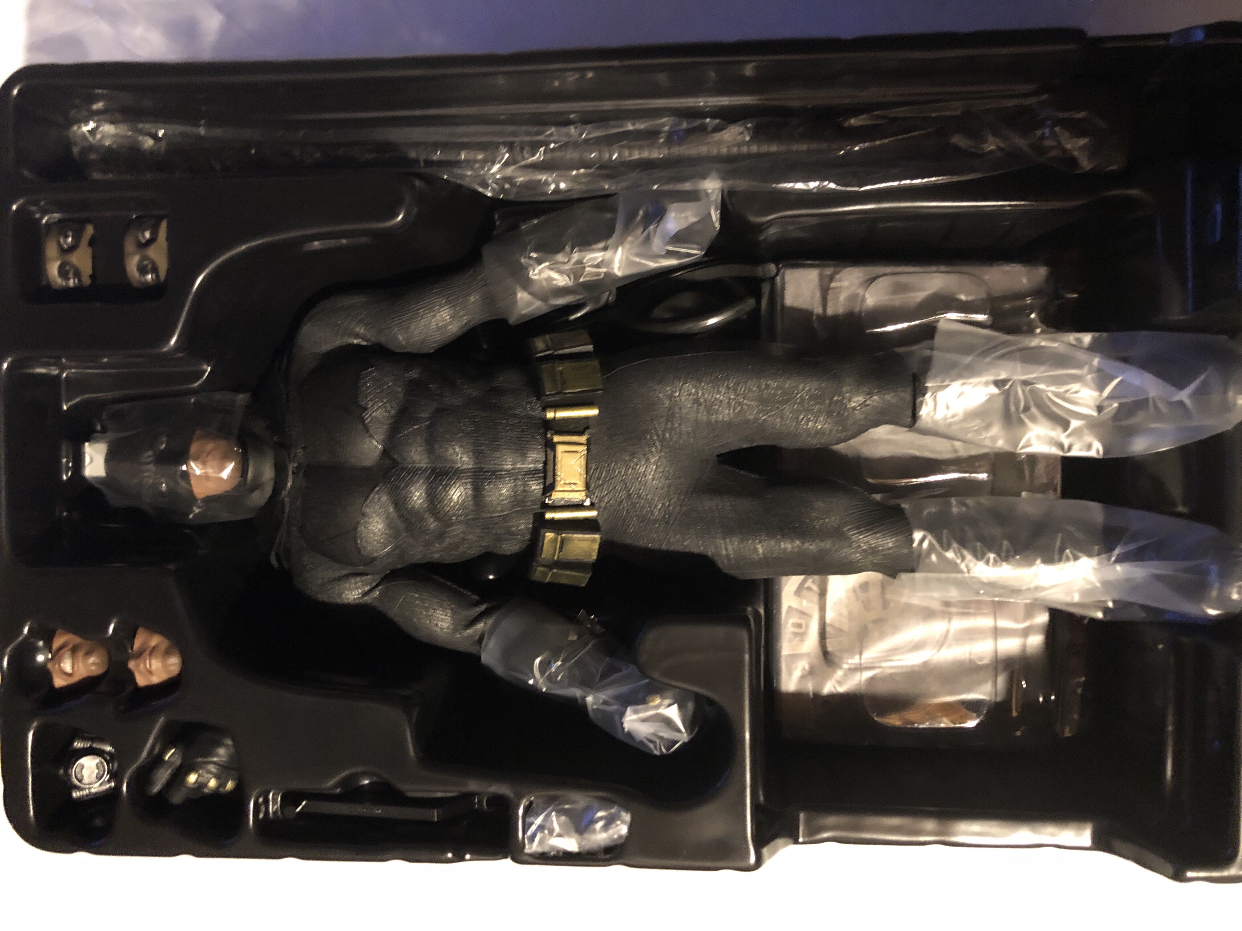 Batman - Hot Toys (Suicide Squad) action figure collectible [Barcode 4897011182704] - Main Image 3
