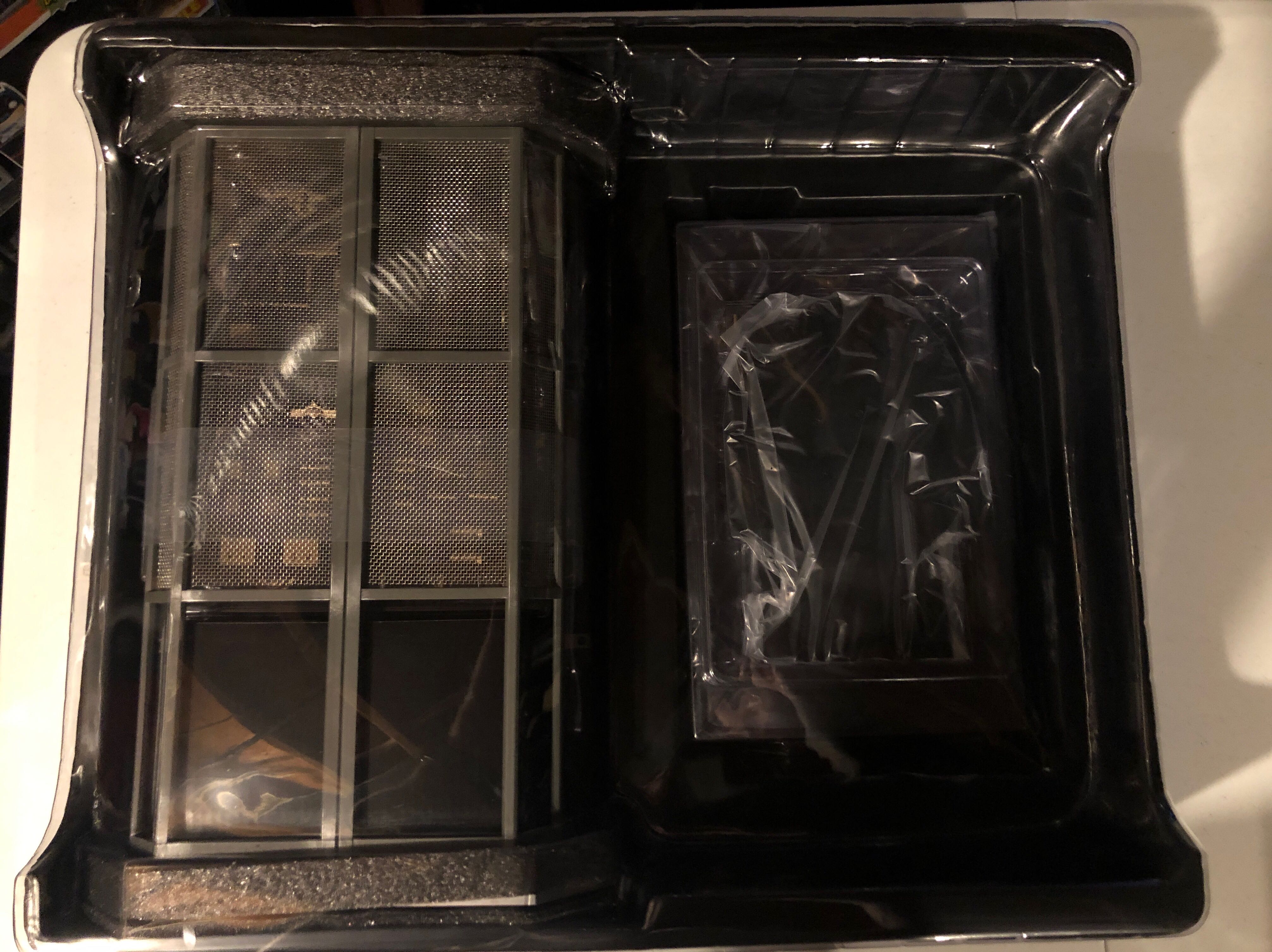 Batman Armory MMS234 - Hot Toys (The Dark Knight) action figure collectible [Barcode 4897011175751] - Main Image 4