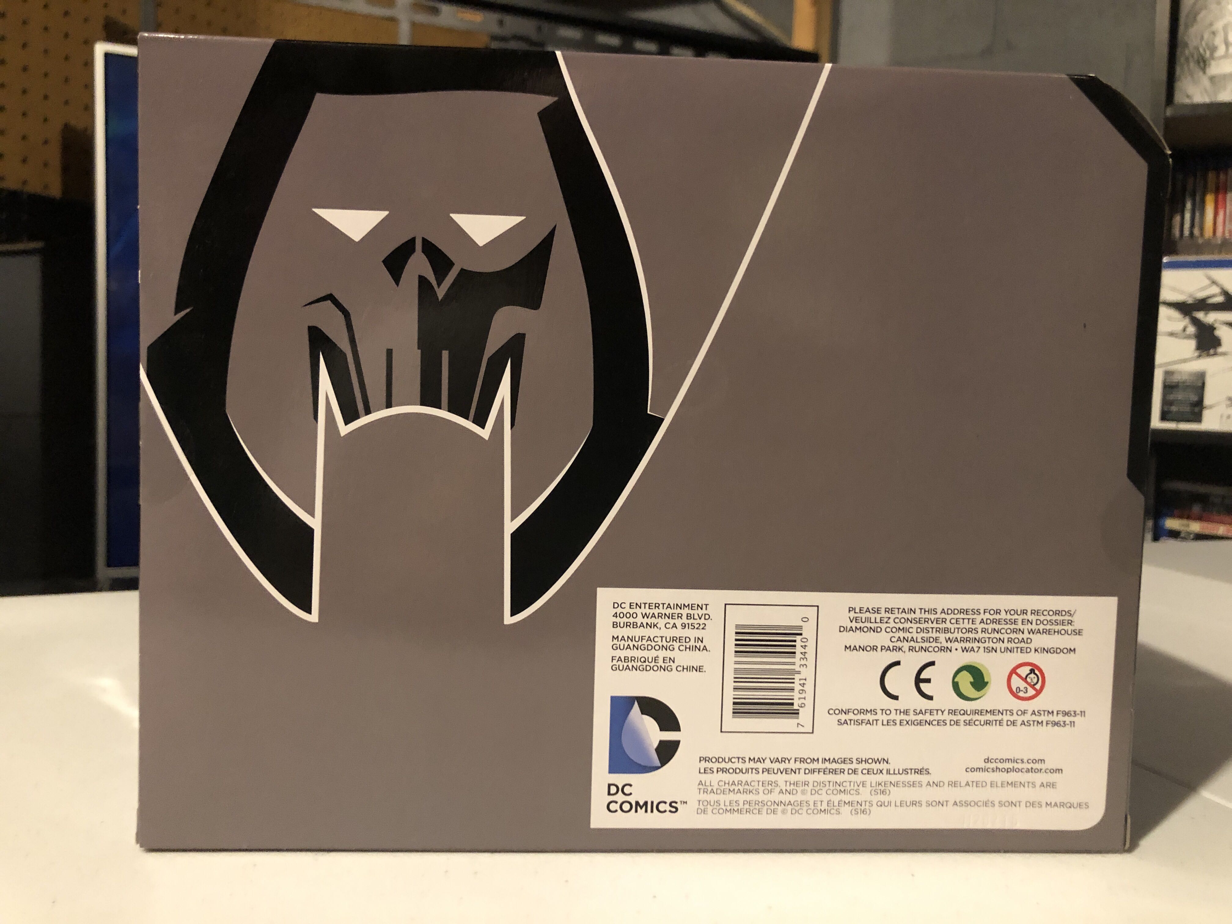 BTAS: #22 Batman And Phantasm - DC Collectibles (Batman: Mask Of The Phantasm) action figure collectible [Barcode 761941334400] - Main Image 3