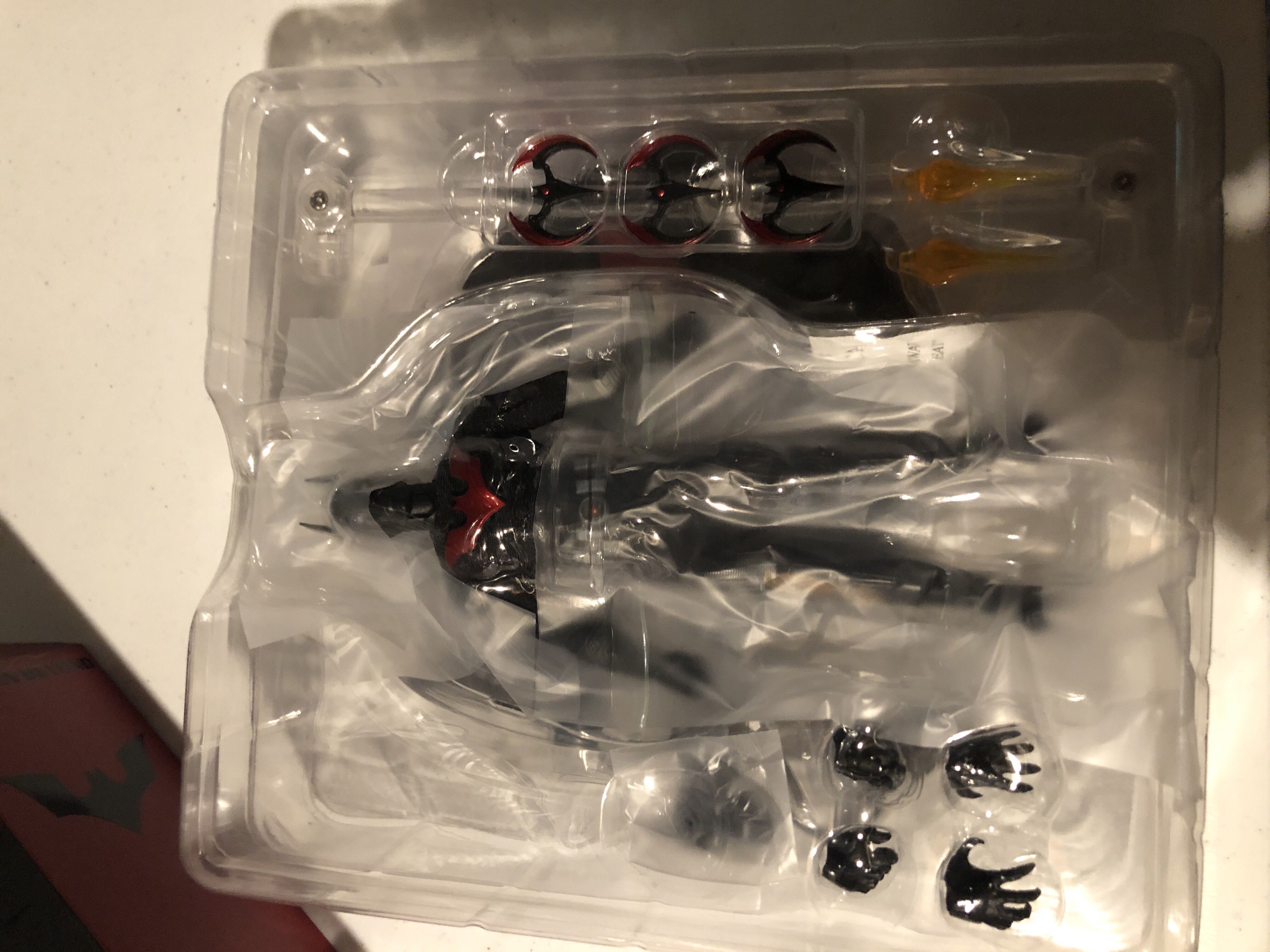 Batman Beyond - Mezco Toyz (DC Comics) action figure collectible [Barcode 696198765908] - Main Image 4