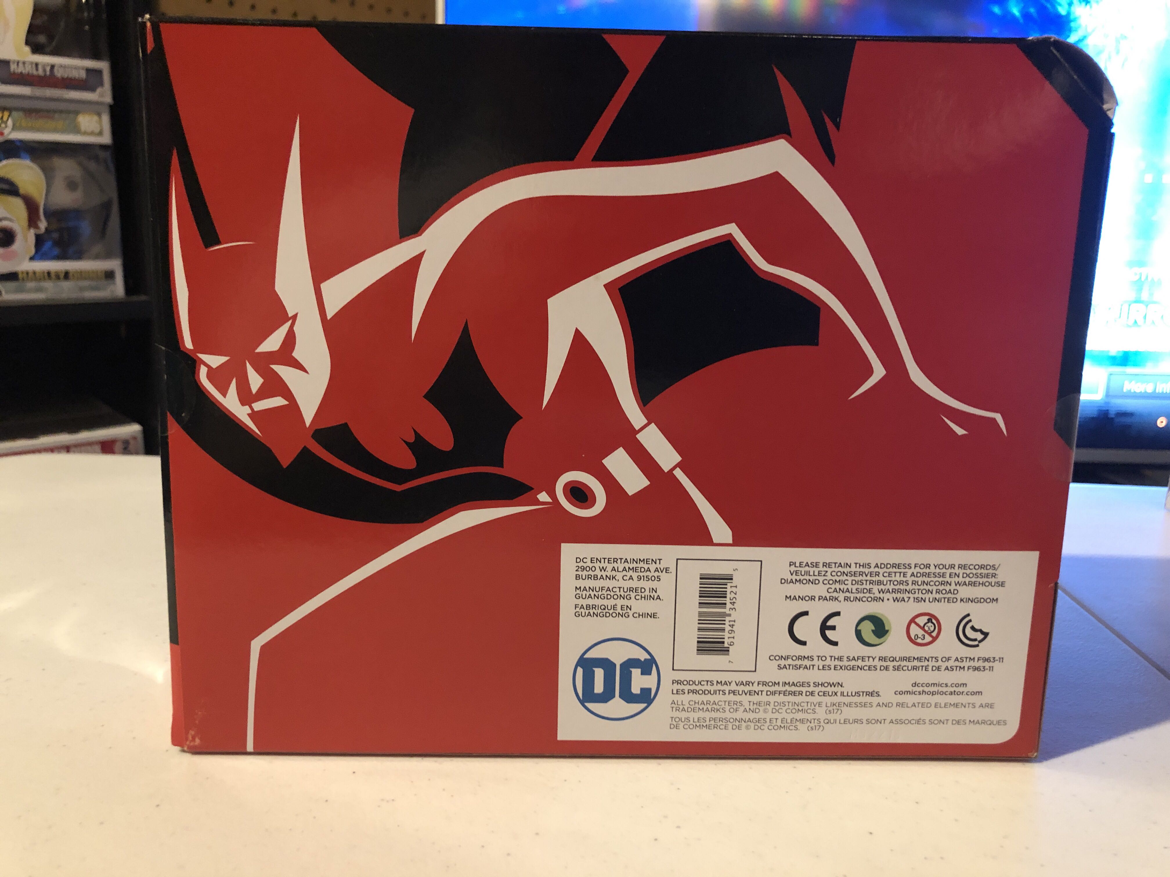 DC Collectibles Batman The Animated Series #38 Batman Beyond And Bruce Wayne - DC Collectibles (Batman Beyond) action figure collectible [Barcode 761941345215] - Main Image 3
