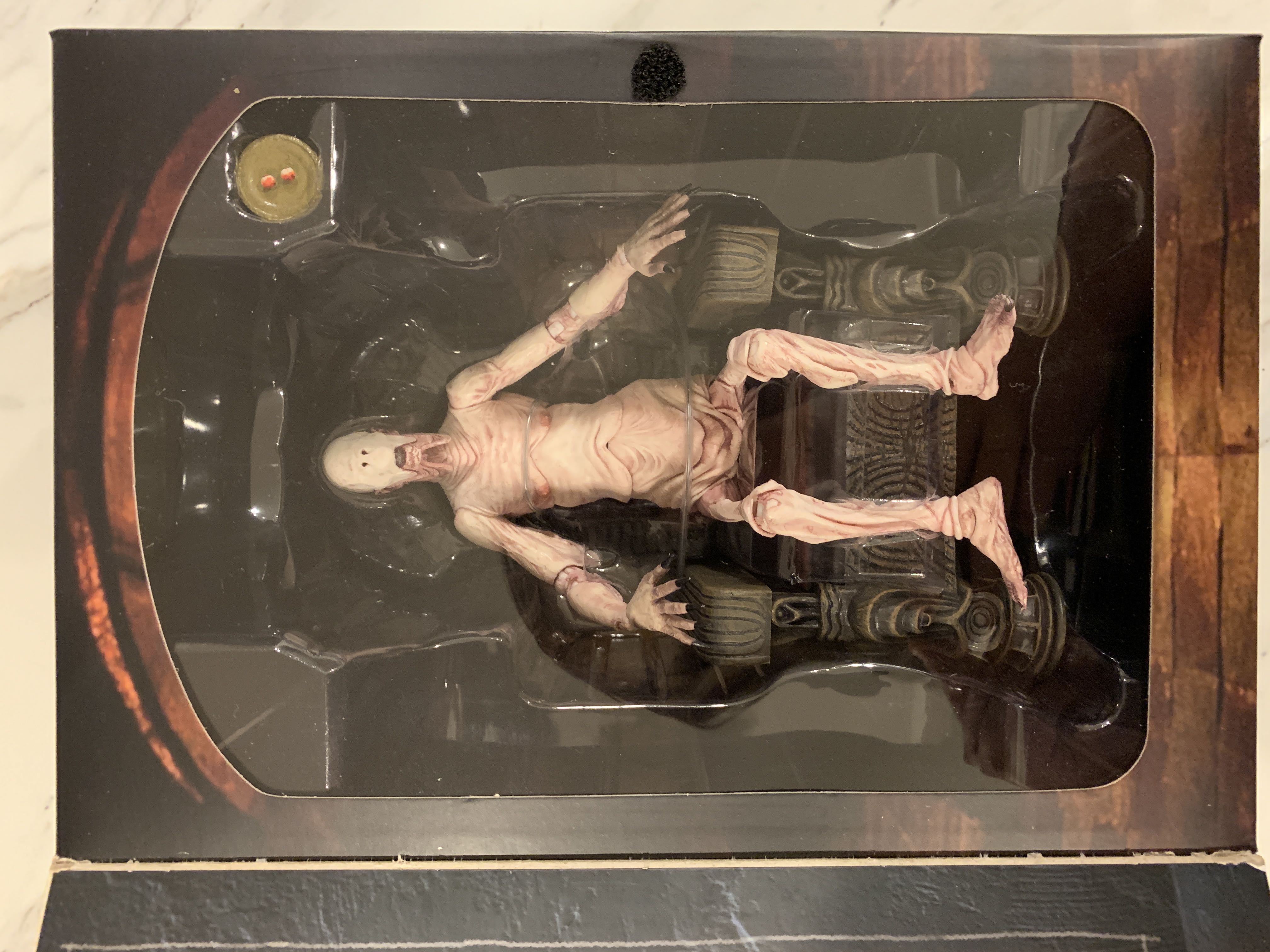 Pans Labyrinth Pale Man - Neca Reel Toys (Reel Toys) action figure collectible [Barcode 634482331521] - Main Image 2