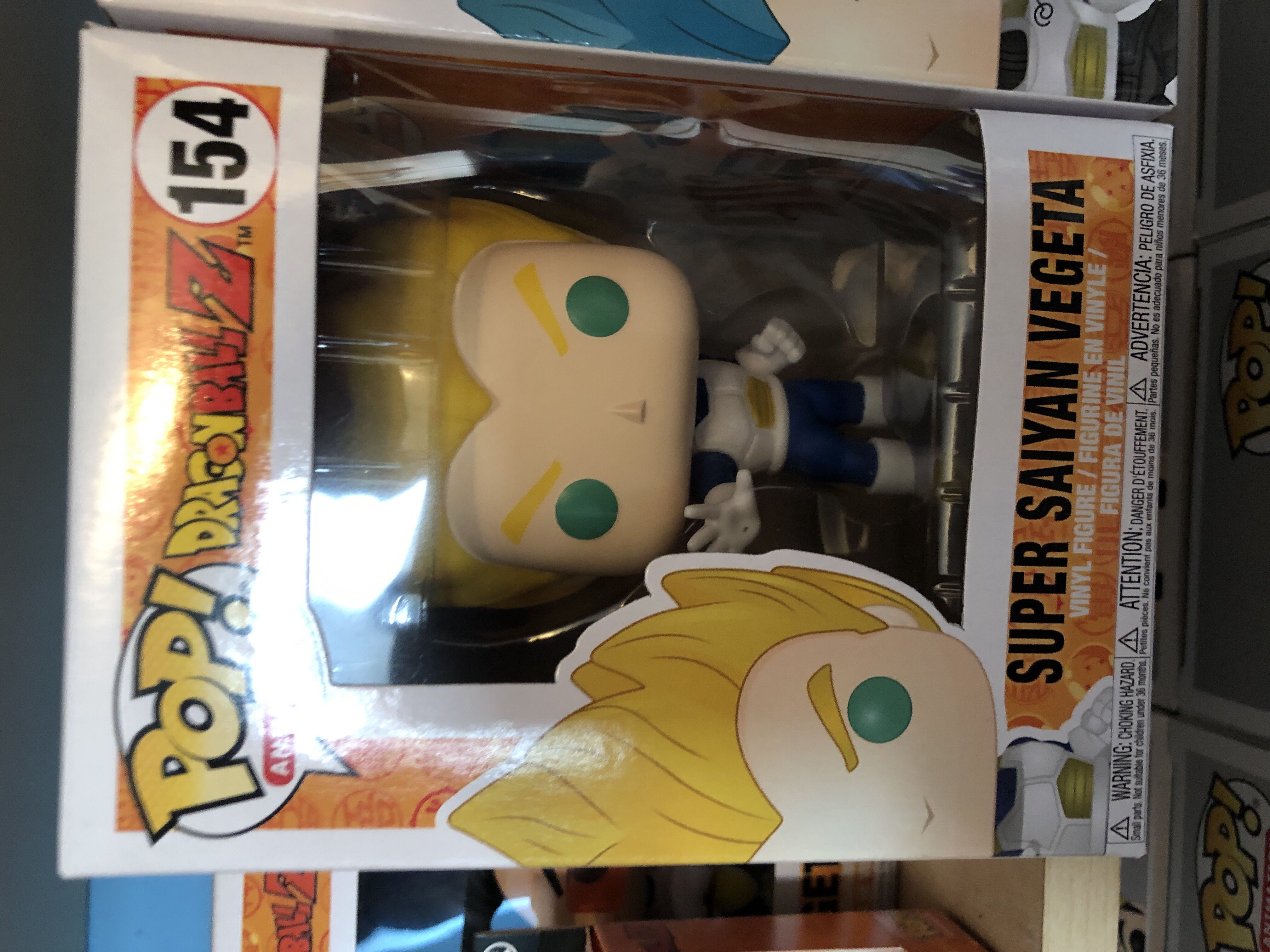 Super Saiyan Vegeta  action figure collectible [Barcode 889698110471] - Main Image 1