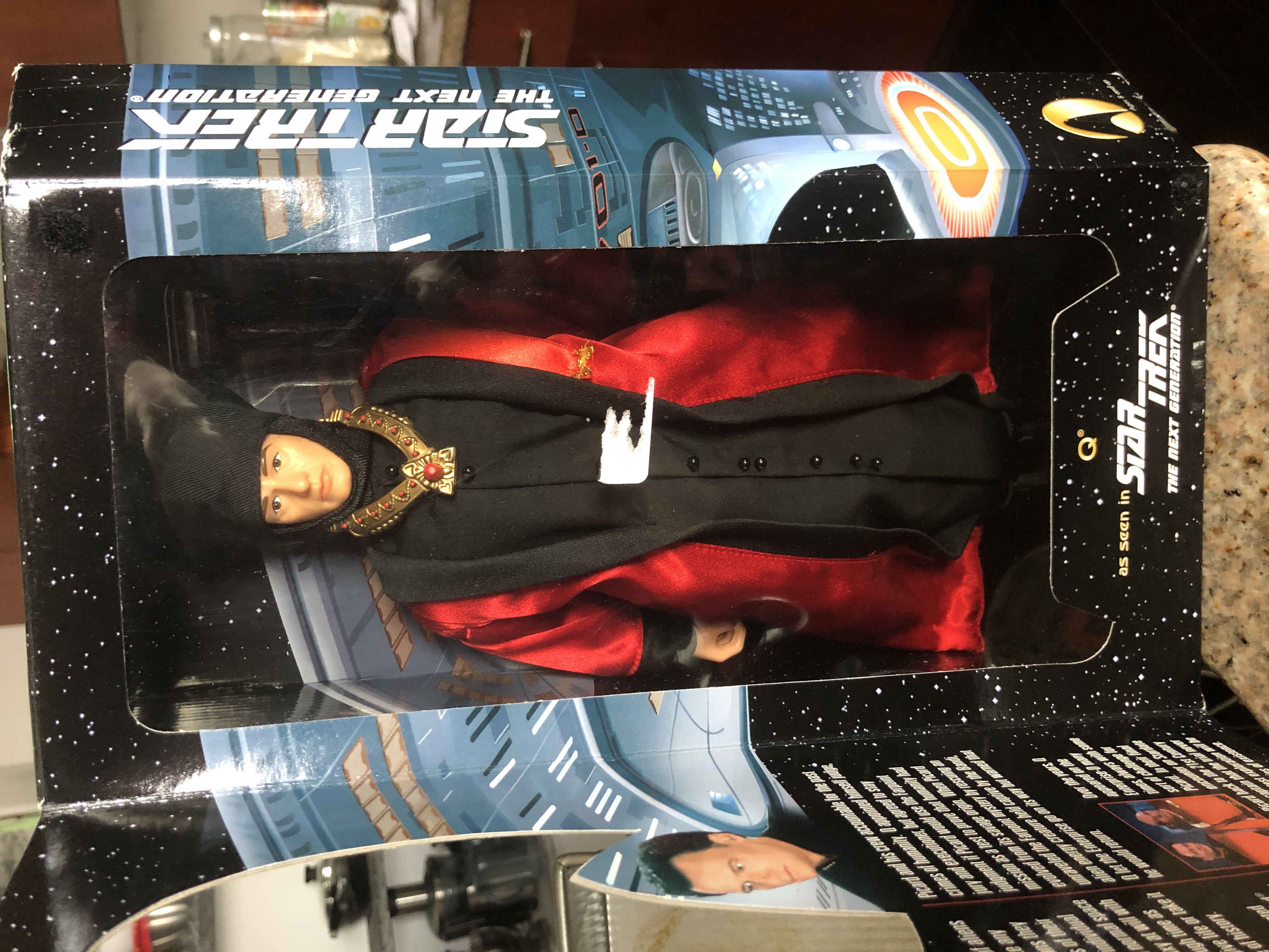 Q 12” Figure - Playmates (Star Trek 12” Figures) action figure collectible [Barcode 043377655138] - Main Image 2
