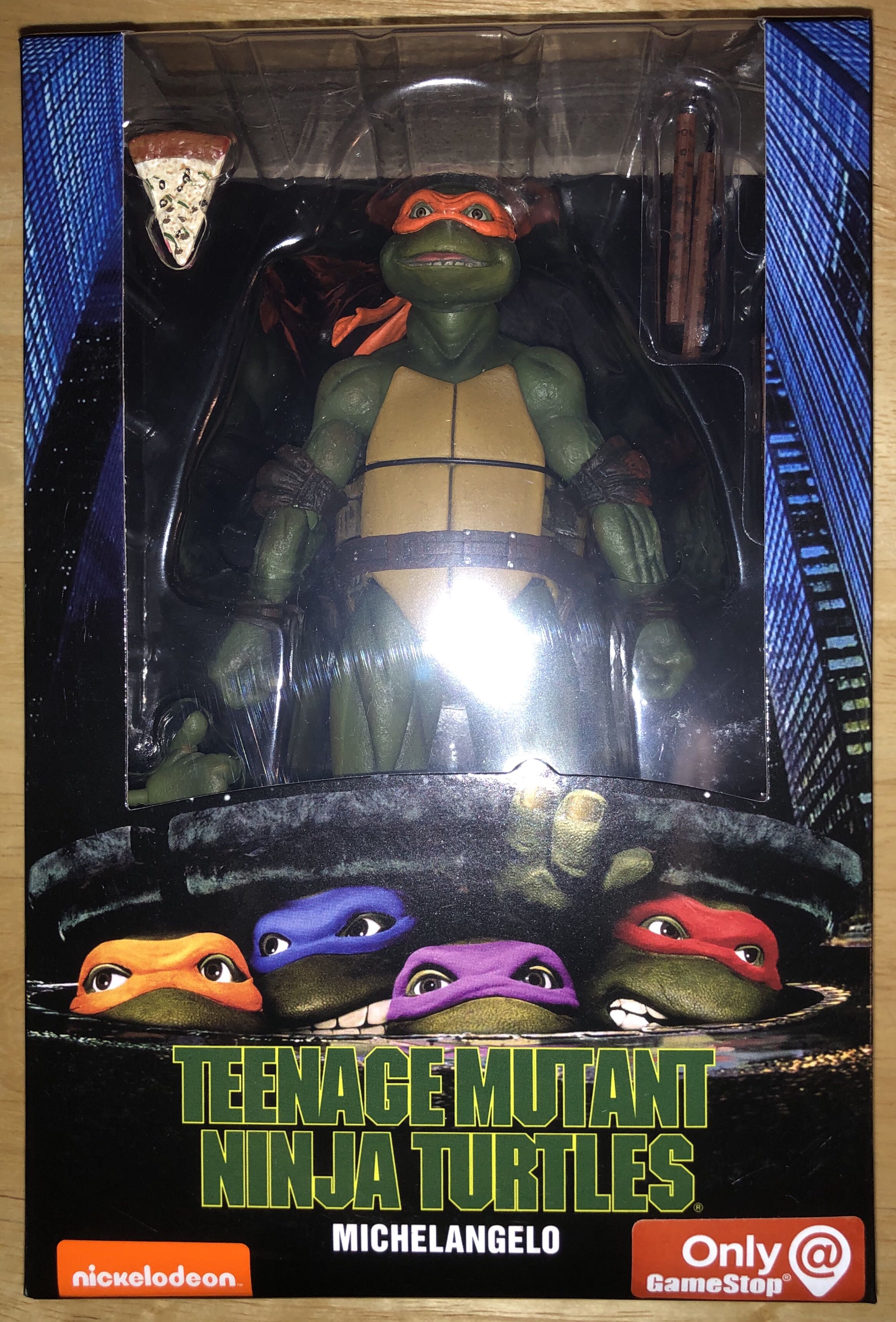 Neca TMNT Michelangelo - Neca (Teenage Mutant Ninja Turtles) action figure collectible [Barcode 634482540749] - Main Image 1