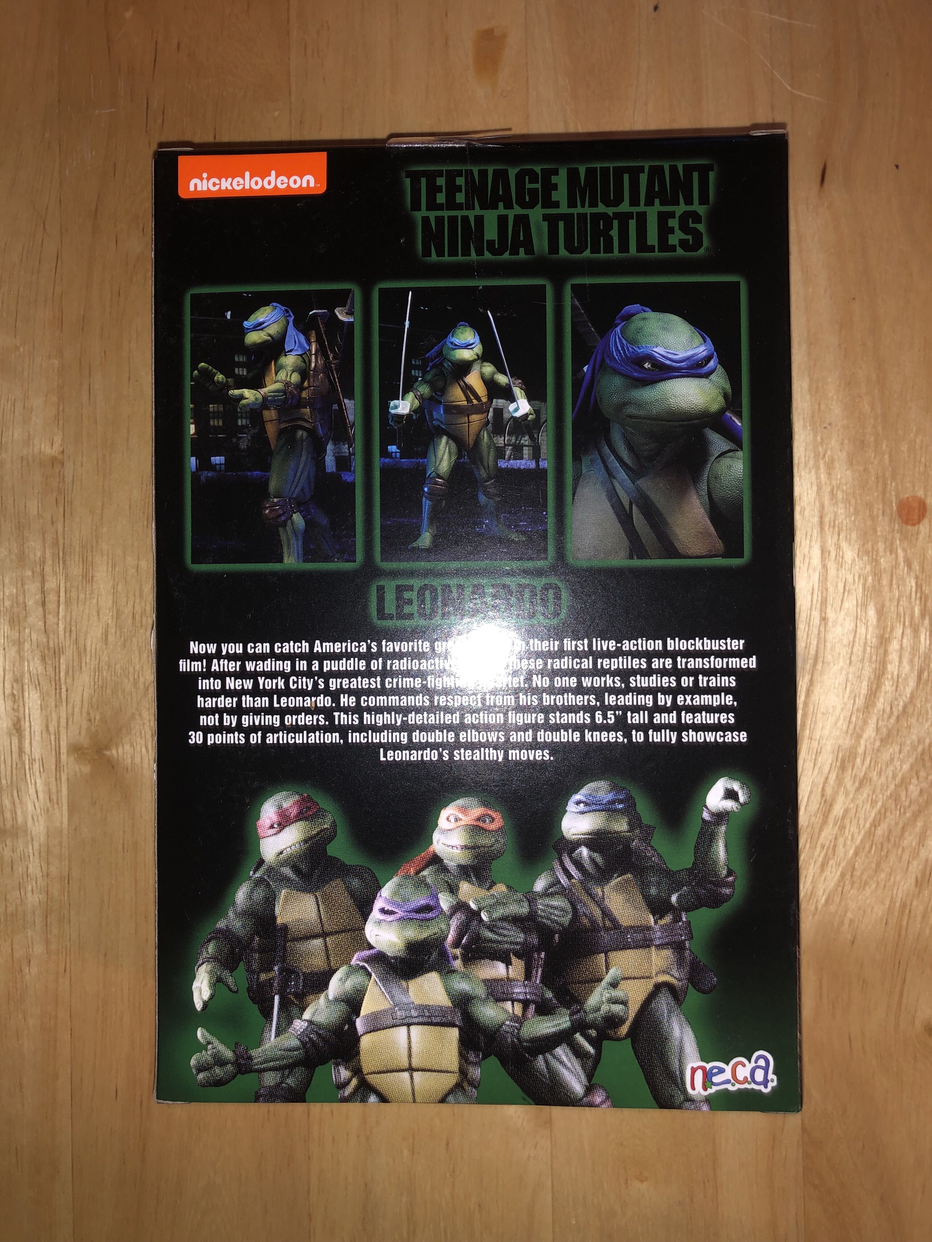 Leonardo - NECA (National Entertainment Collectibles Association, Inc.) (Teenage Mutant Ninja Turtles Movie) action figure collectible [Barcode 634482540732] - Main Image 3