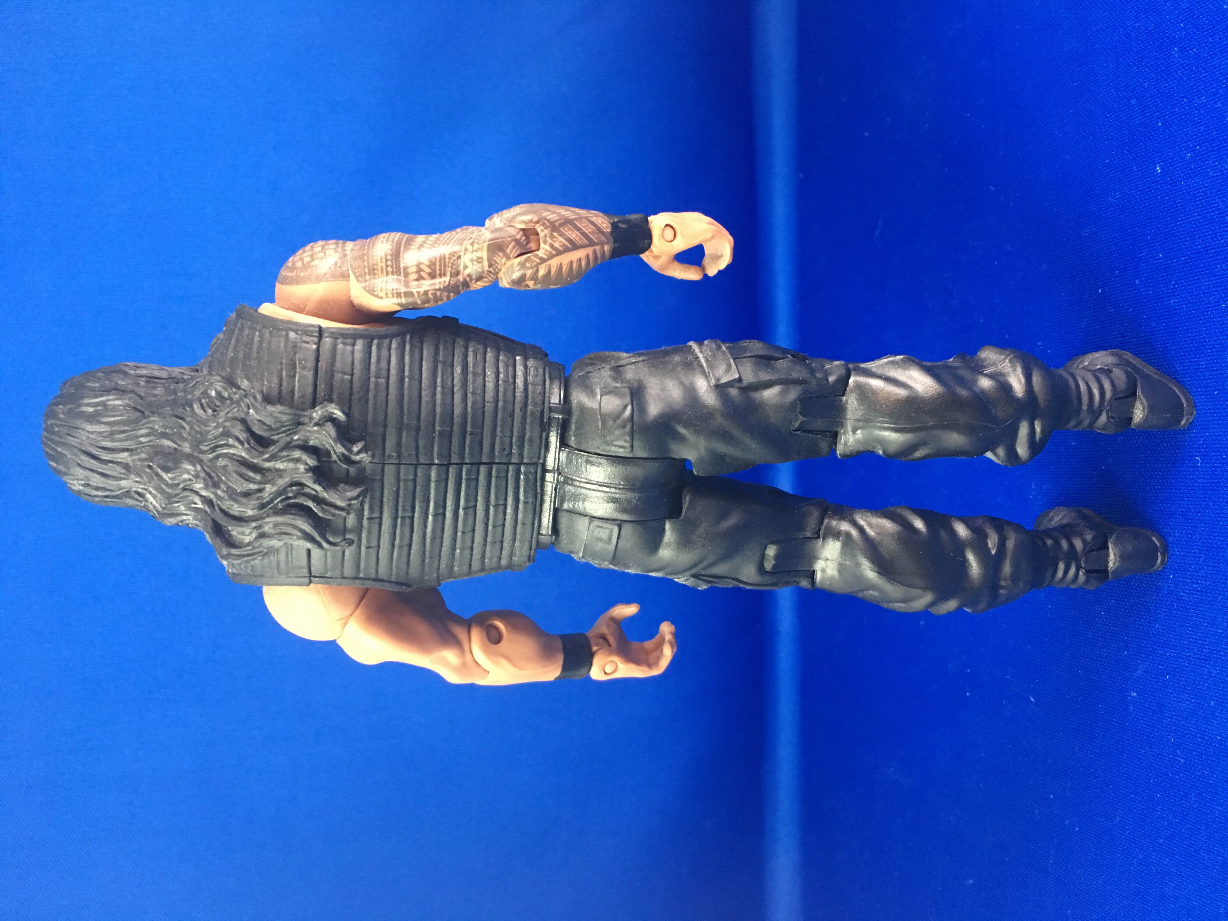 WWE Roman Reigns Basic Figure #27 - Mattel action figure collectible - Main Image 3