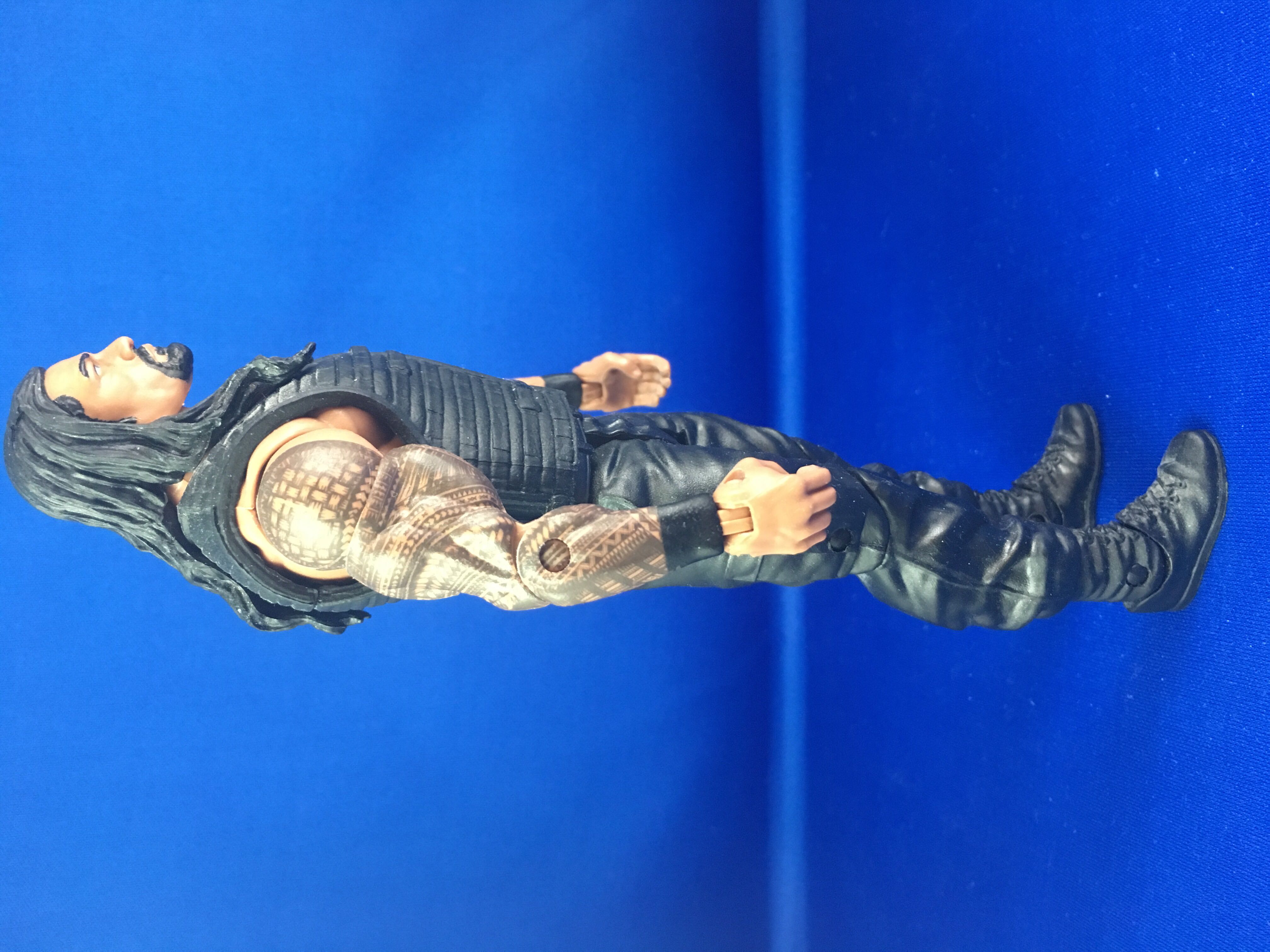 WWE Roman Reigns Basic Figure #27 - Mattel action figure collectible - Main Image 4