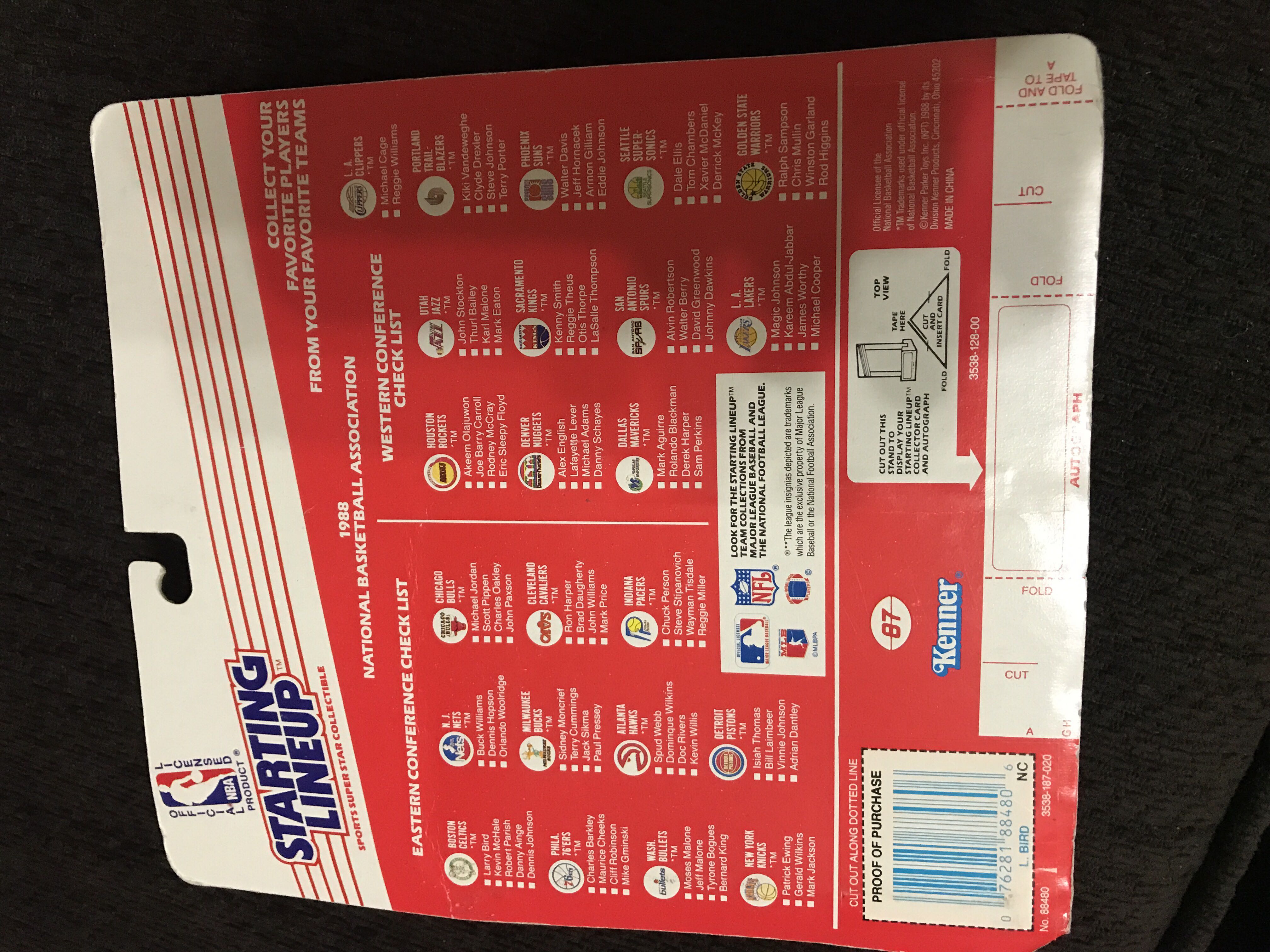 Larry Bird Boston Celtics - Kenner (Starting Lineup Basketball) action figure collectible [Barcode 076281884806] - Main Image 2