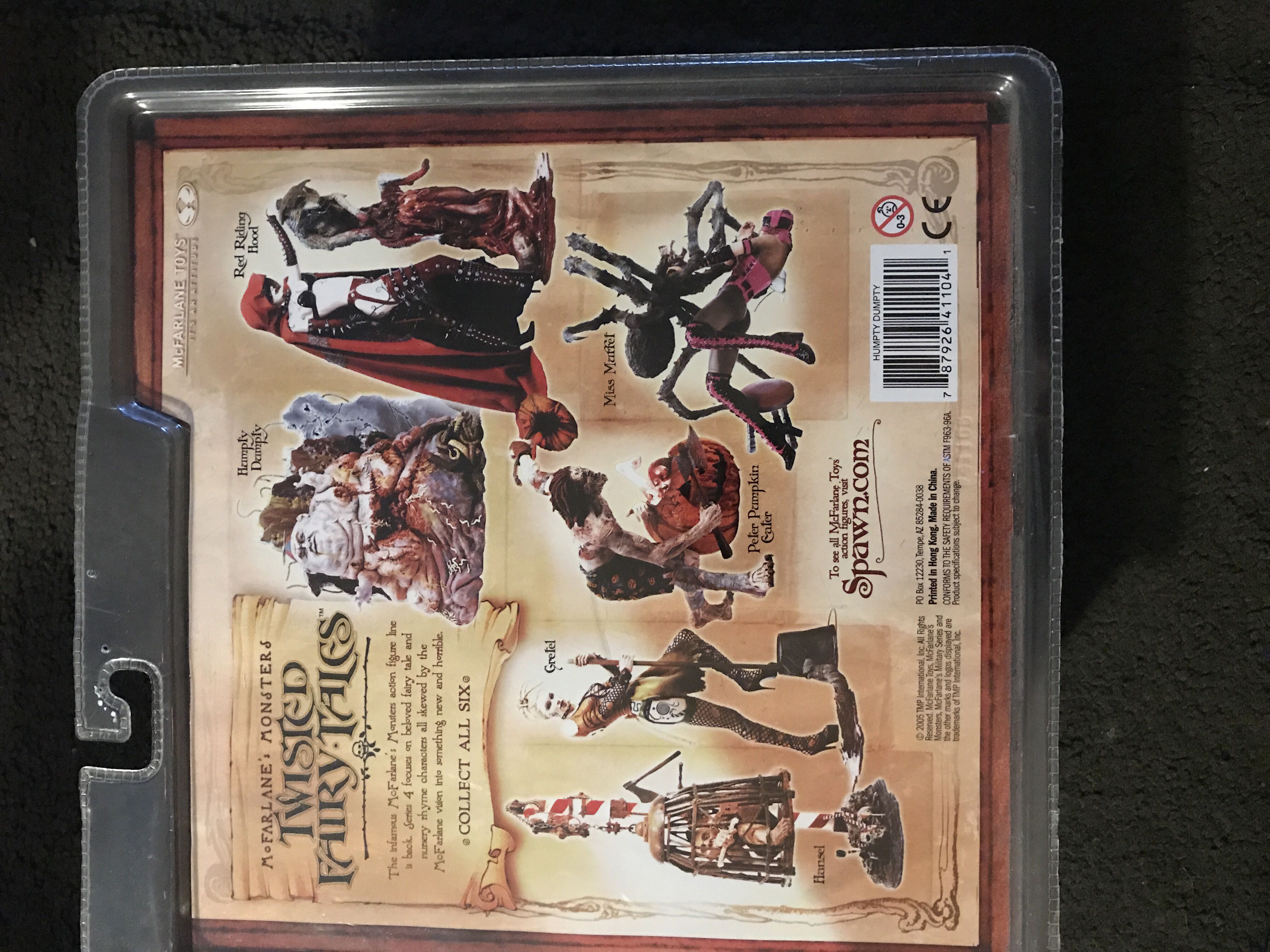 Humpty Dumpty  - McFarlane Toys (Twisted Fairy Tales) action figure collectible [Barcode 787926411041] - Main Image 2