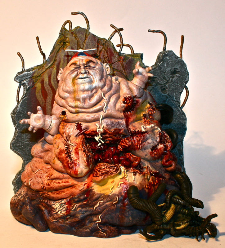 Humpty Dumpty  - McFarlane Toys (Twisted Fairy Tales) action figure collectible [Barcode 787926411041] - Main Image 3