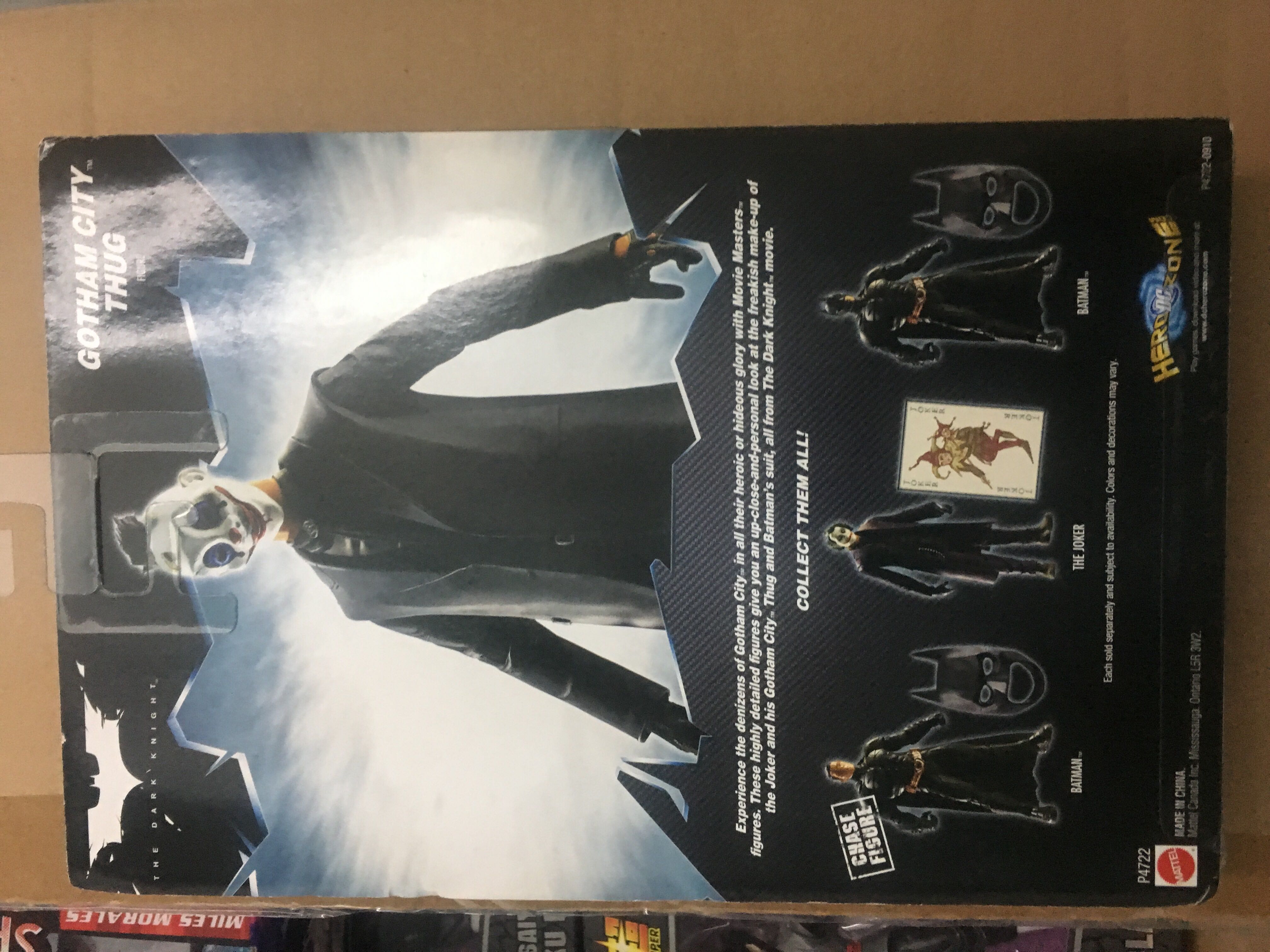 DK Gotham City Thug - DC/ Mattel action figure collectible [Barcode 027084742701] - Main Image 2