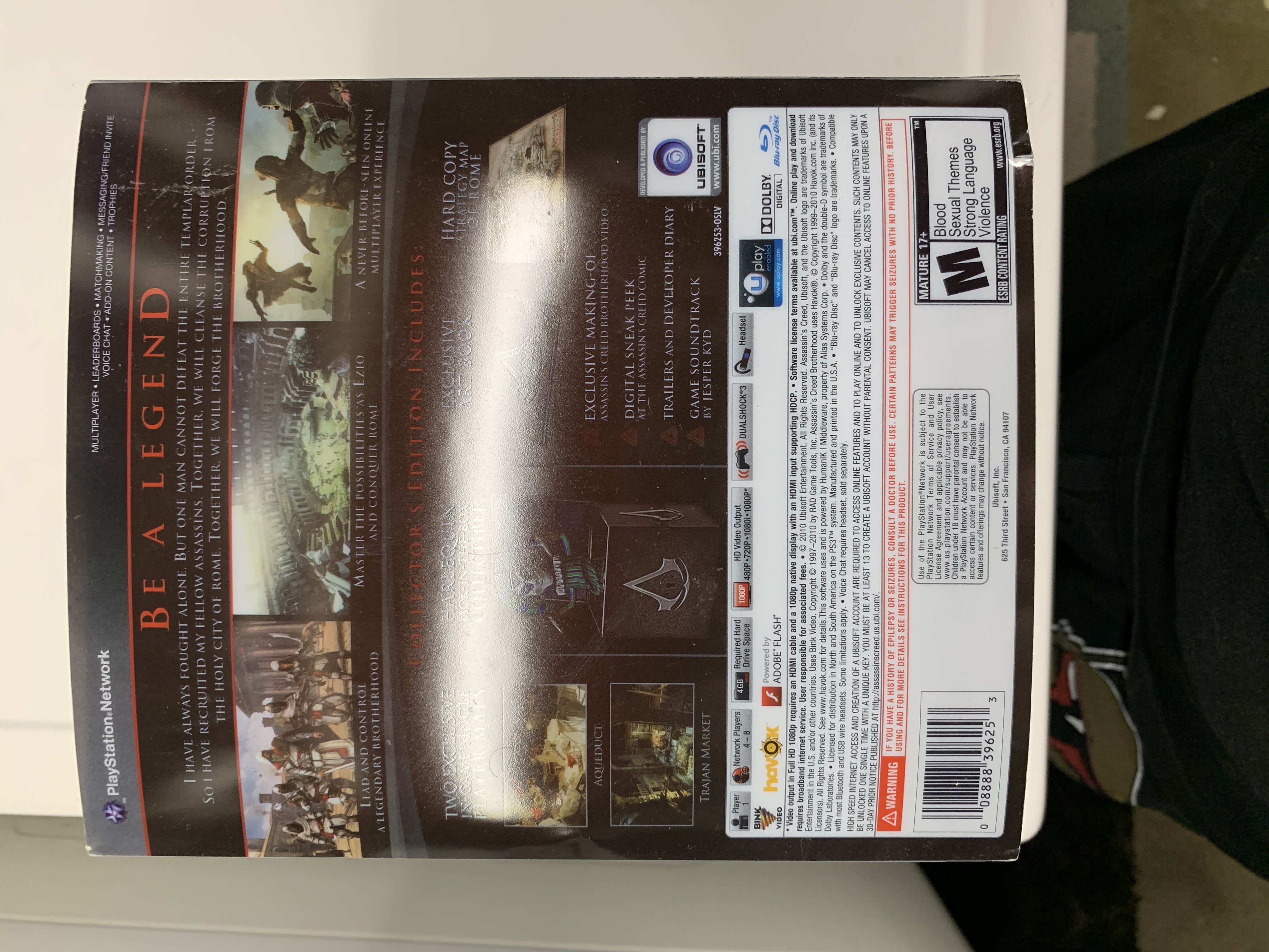 Assassin’s Creed Brotherhood (Harlequin Collector’s Edition) - Ubicollectibles (Assassin’s Creed Legacy Collection) action figure collectible [Barcode 008888396253] - Main Image 3