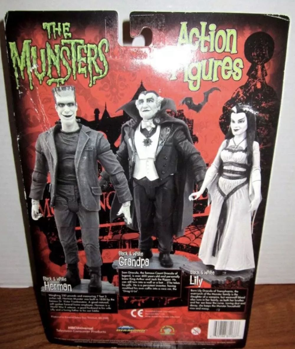 Lily Munster - Diamond Select Toys (The Munsters) action figure collectible [Barcode 699788811337] - Main Image 4