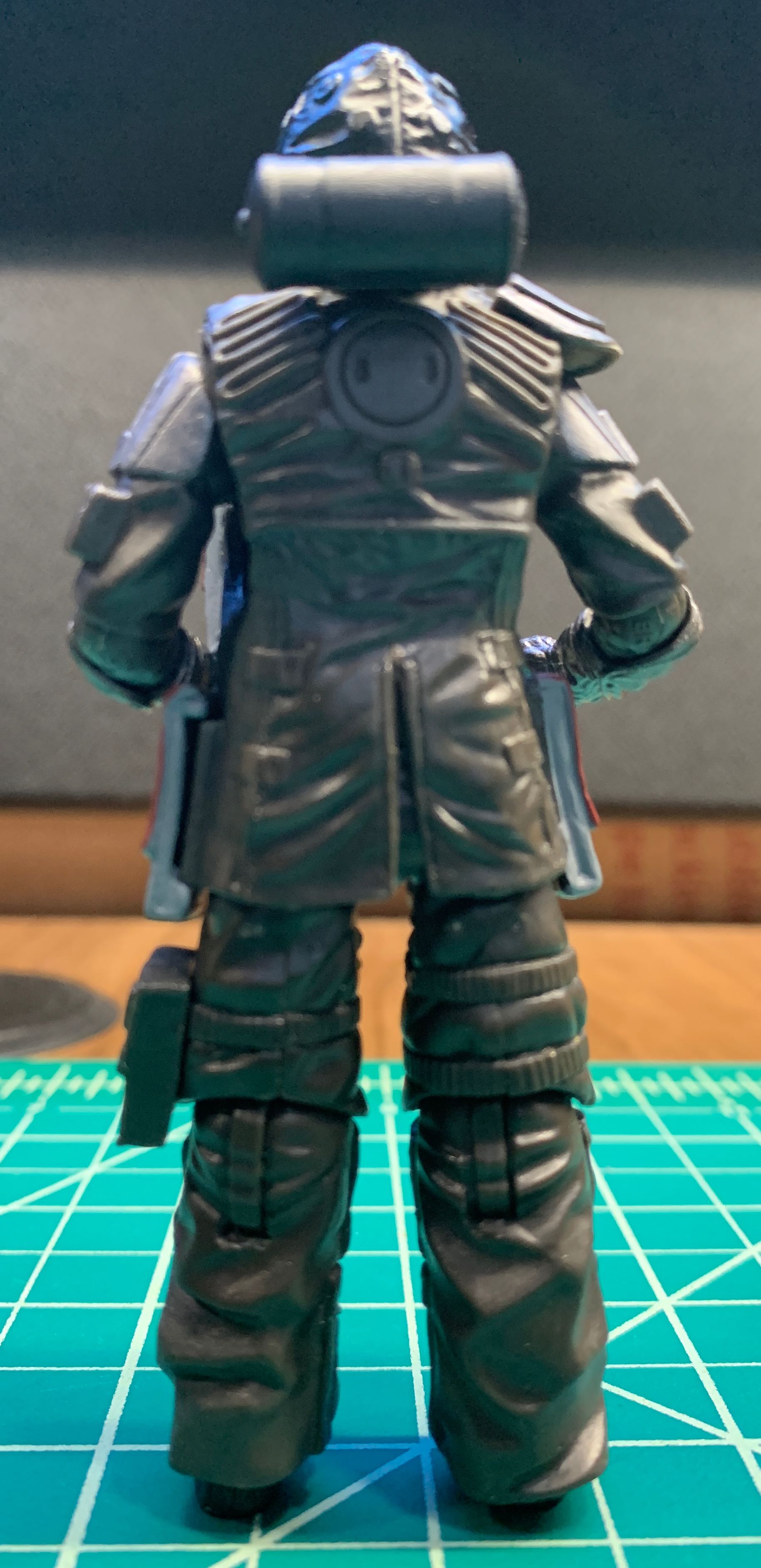 Volcano-Viper (V1) - Hasbro (Ross Exclusive) action figure collectible - Main Image 2