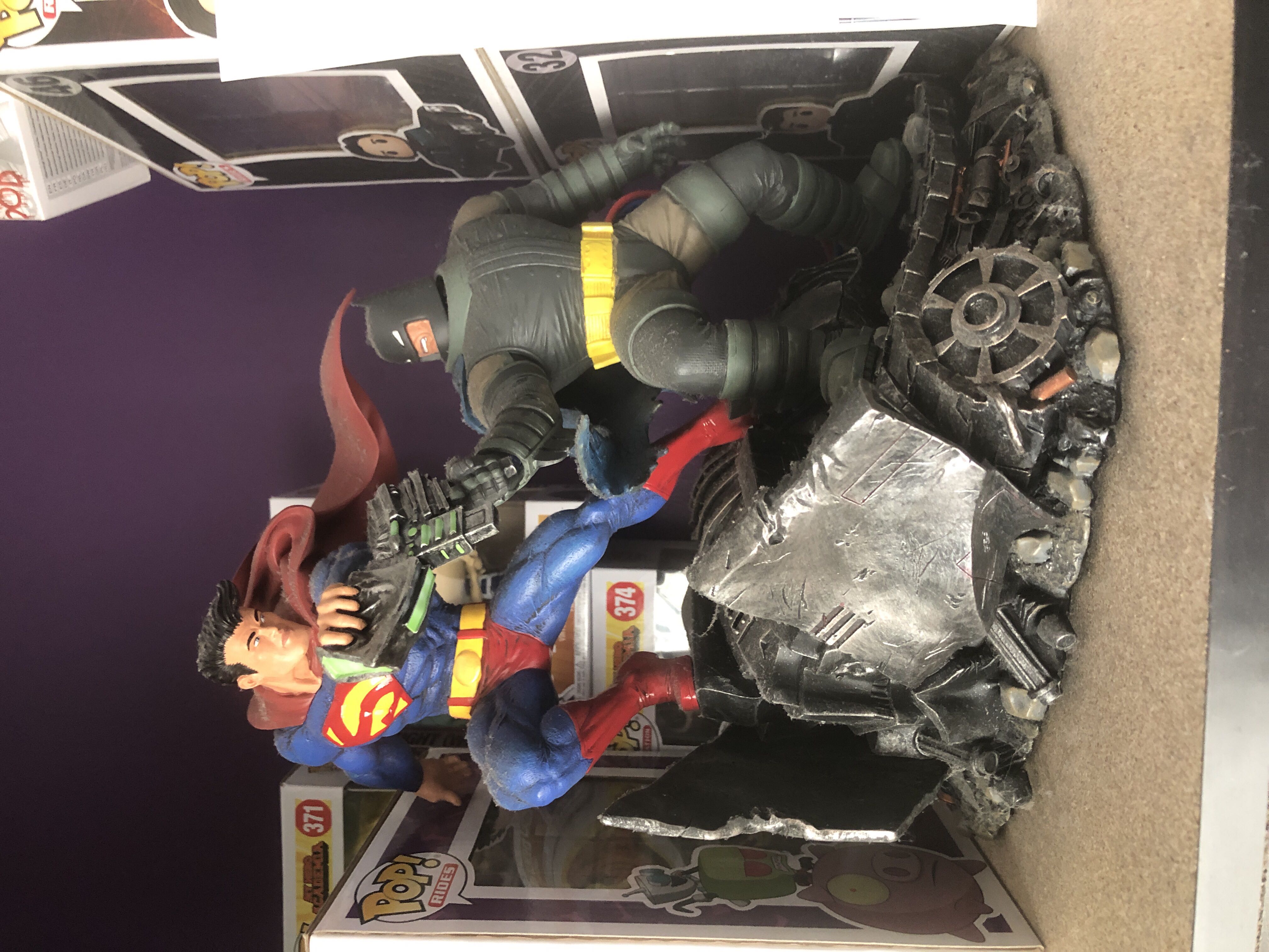 The Dark Knight Returns Batman Vs Superman  action figure collectible - Main Image 1