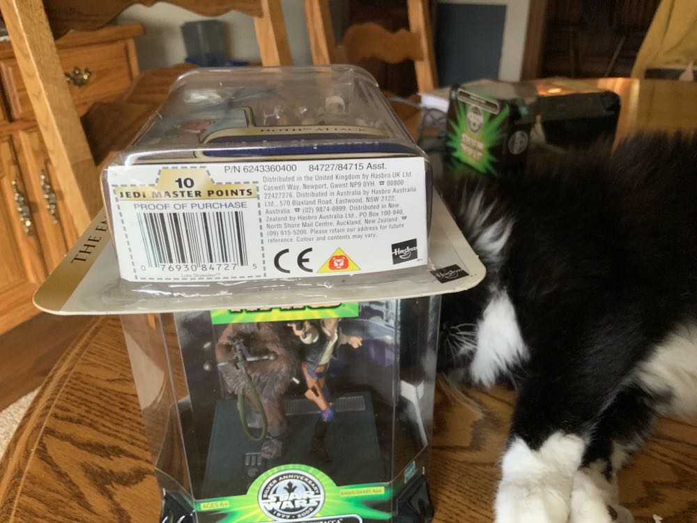 Luke Skywalker (Hoth Attack) - Hasbro (Star Wars: Episode V - The Empire Strikes Back) action figure collectible [Barcode 076930847275] - Main Image 3