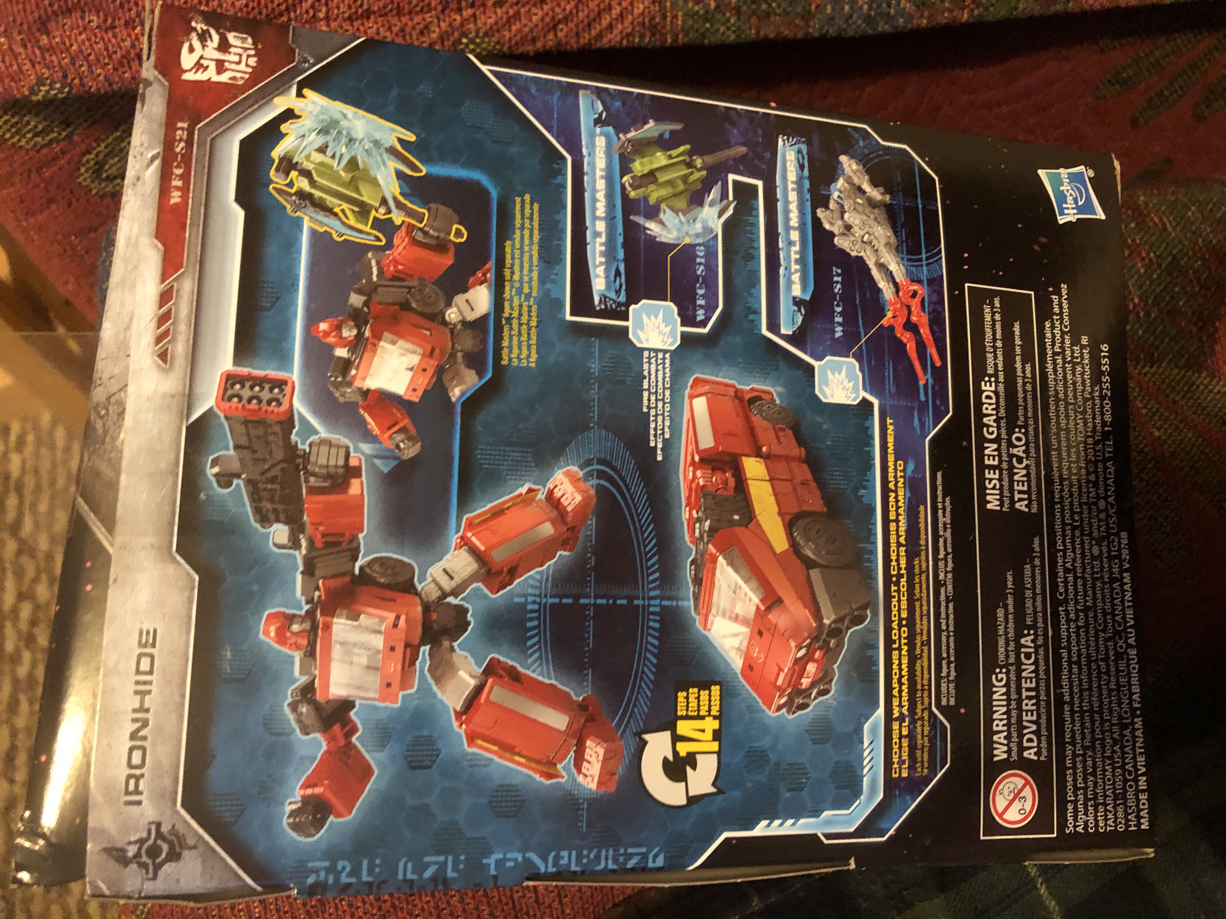 Ironhide - Hasbro (Transformers: Seige War For Cybertron) action figure collectible [Barcode 630509788637] - Main Image 2