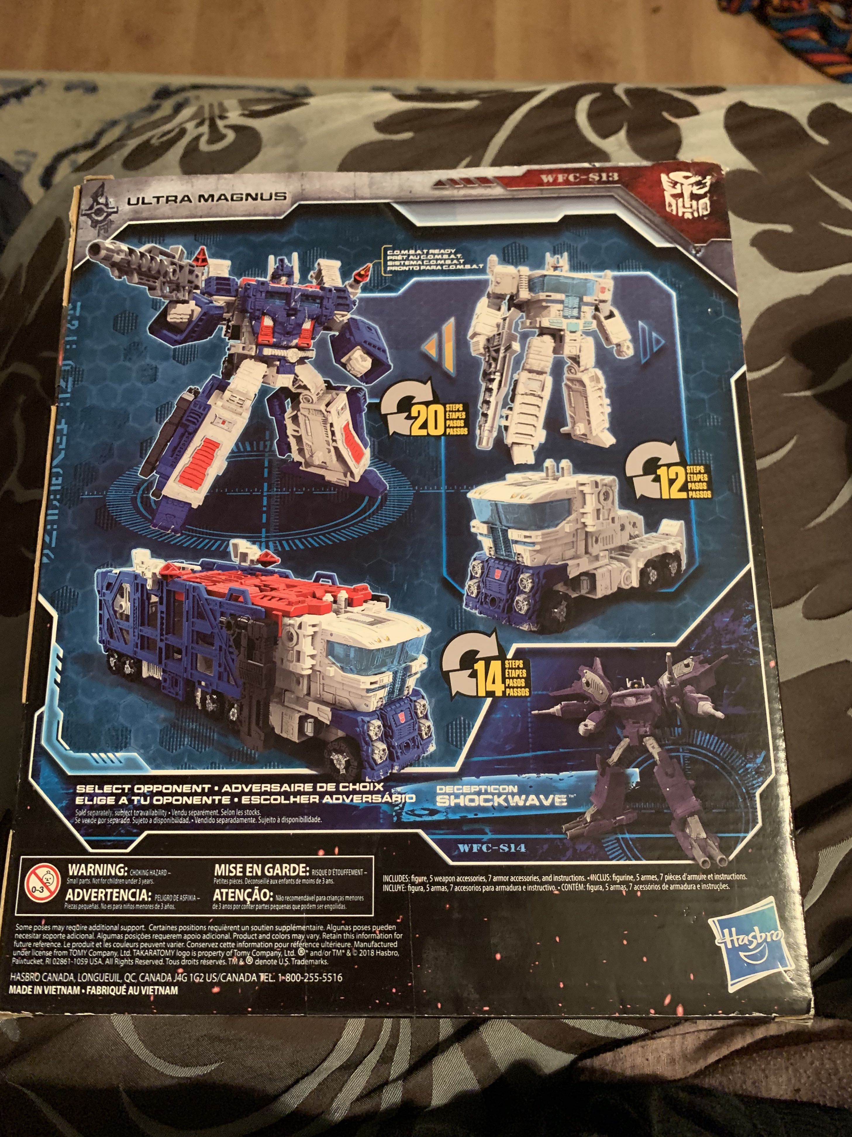 WFC Siege Ultra Magnus - Hasbro / Takara Tomy (The Transformers) action figure collectible [Barcode 630509747405] - Main Image 2