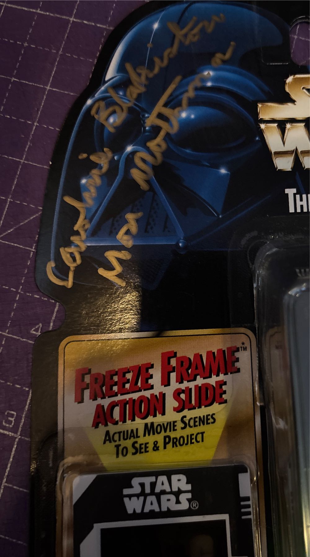 Carded Signed. The Power Of The Force. Mon Mothma - Star Wars Power Of The Force. Mon Mothma. Freeze Frame. Signed Caroline Blakiston - Hasbro (Star Wars Power Of The Force (Freeze Frame)) action figure collectible [Barcode 076281698595] - Main Image 5