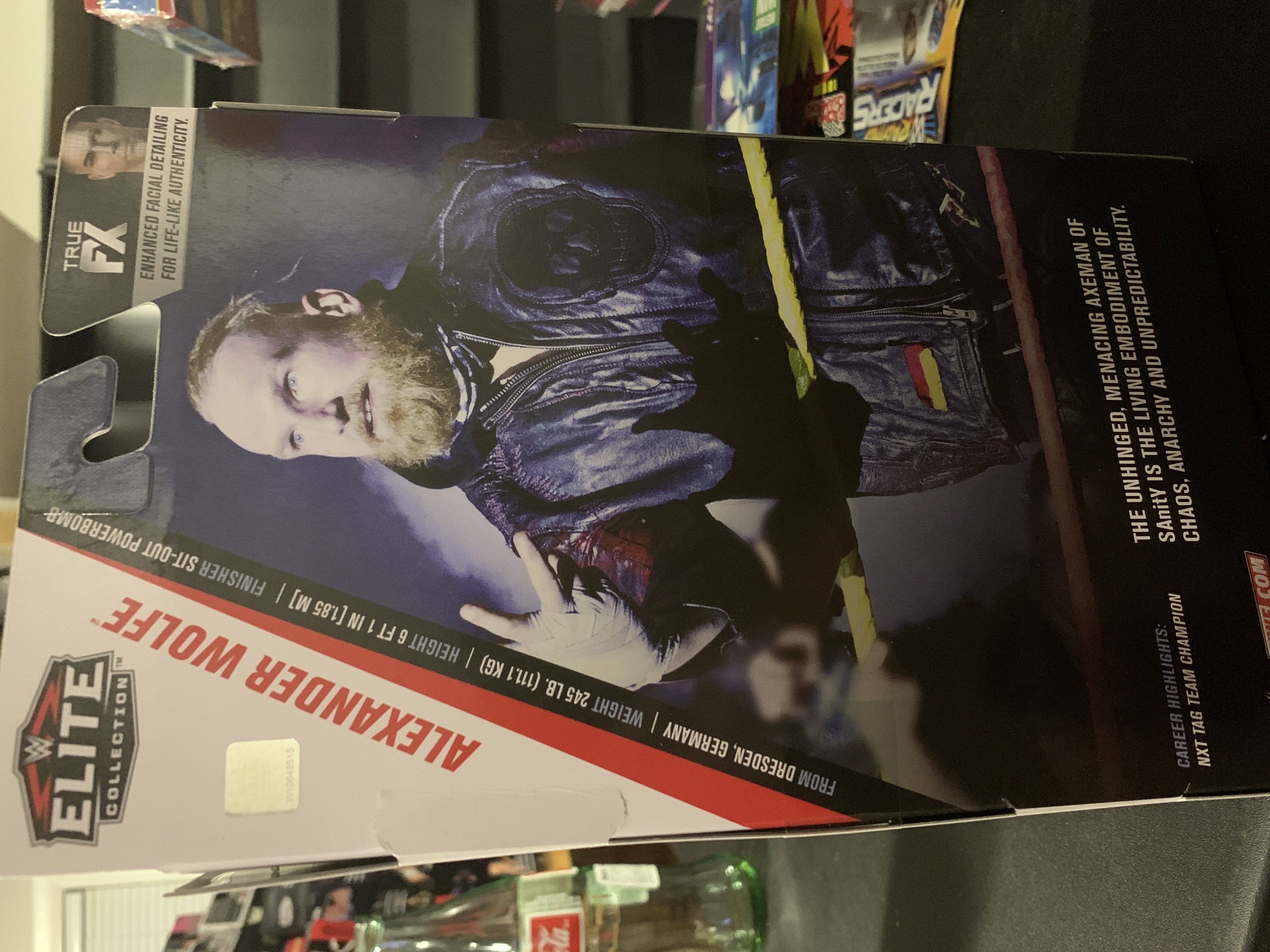 Alexander Wolfe WWE Elite - Mattel (WWE Elite Series #66) action figure collectible [Barcode 887961763492] - Main Image 2