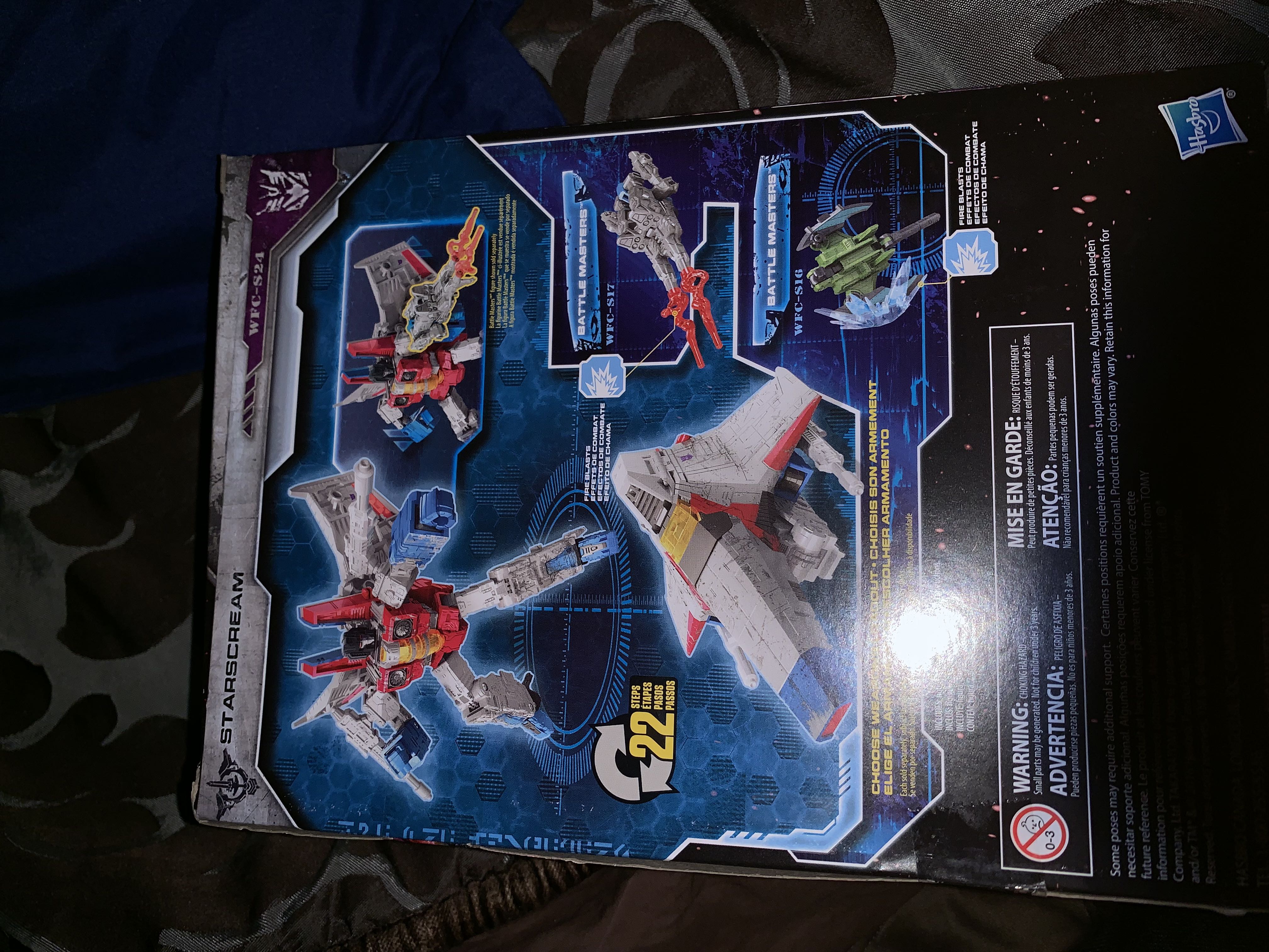 Starscream Cybertronian Alt Mode - Hasbro / Takara Tomy (The Transformers) action figure collectible [Barcode 630509777624] - Main Image 2