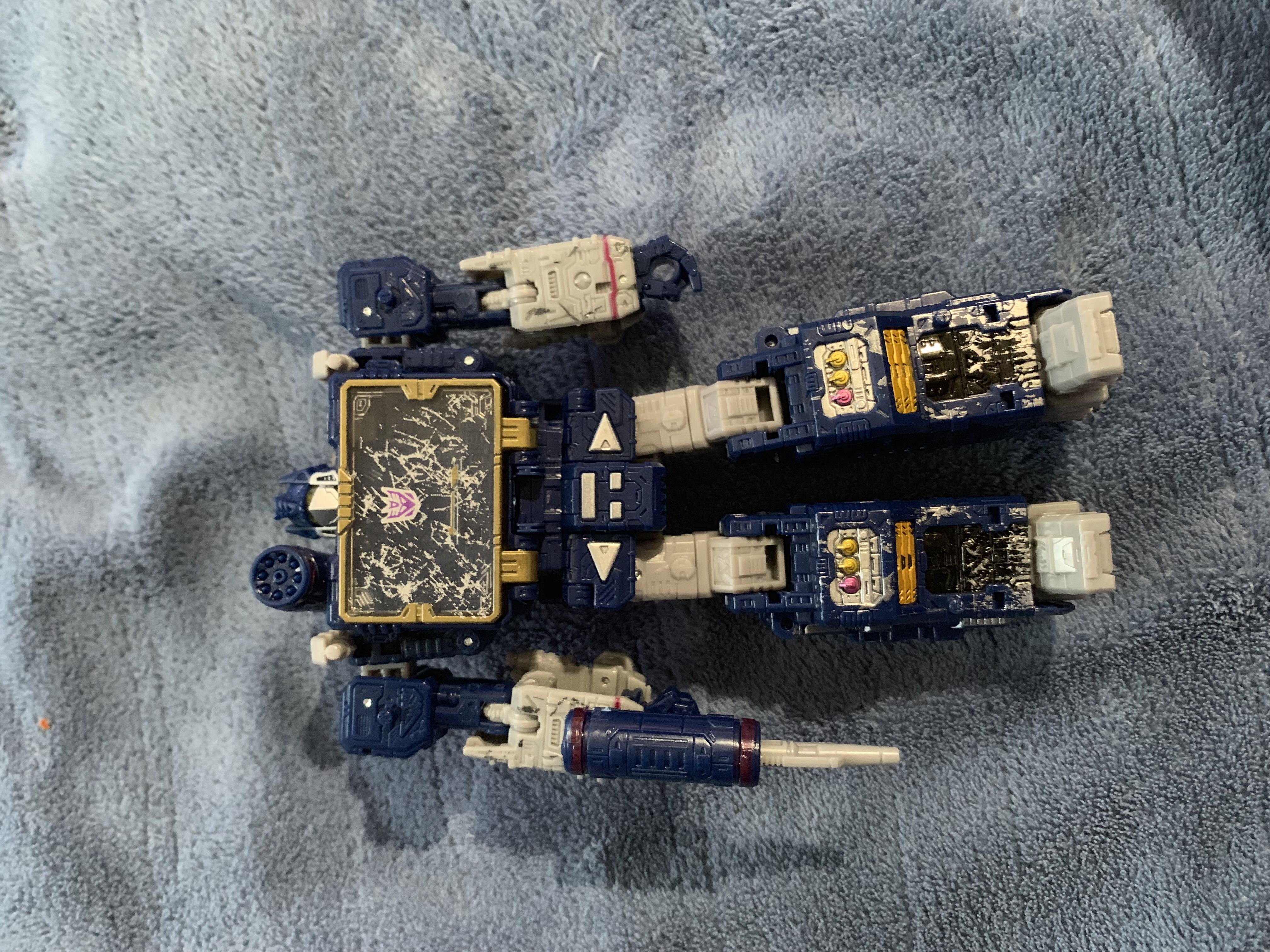 Transformers WFC Siege Soundwave - Hasbro (Decepticon) action figure collectible [Barcode 630509777631] - Main Image 4