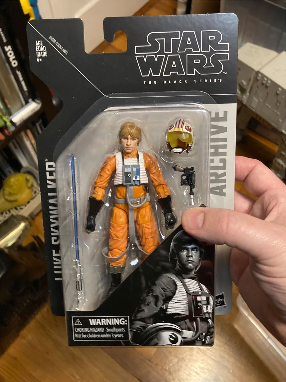 Luke Skywalker - Hasbro (Black Series) (Star Wars - The Black Series (Archive)) action figure collectible [Barcode 630509766550] - Main Image 3