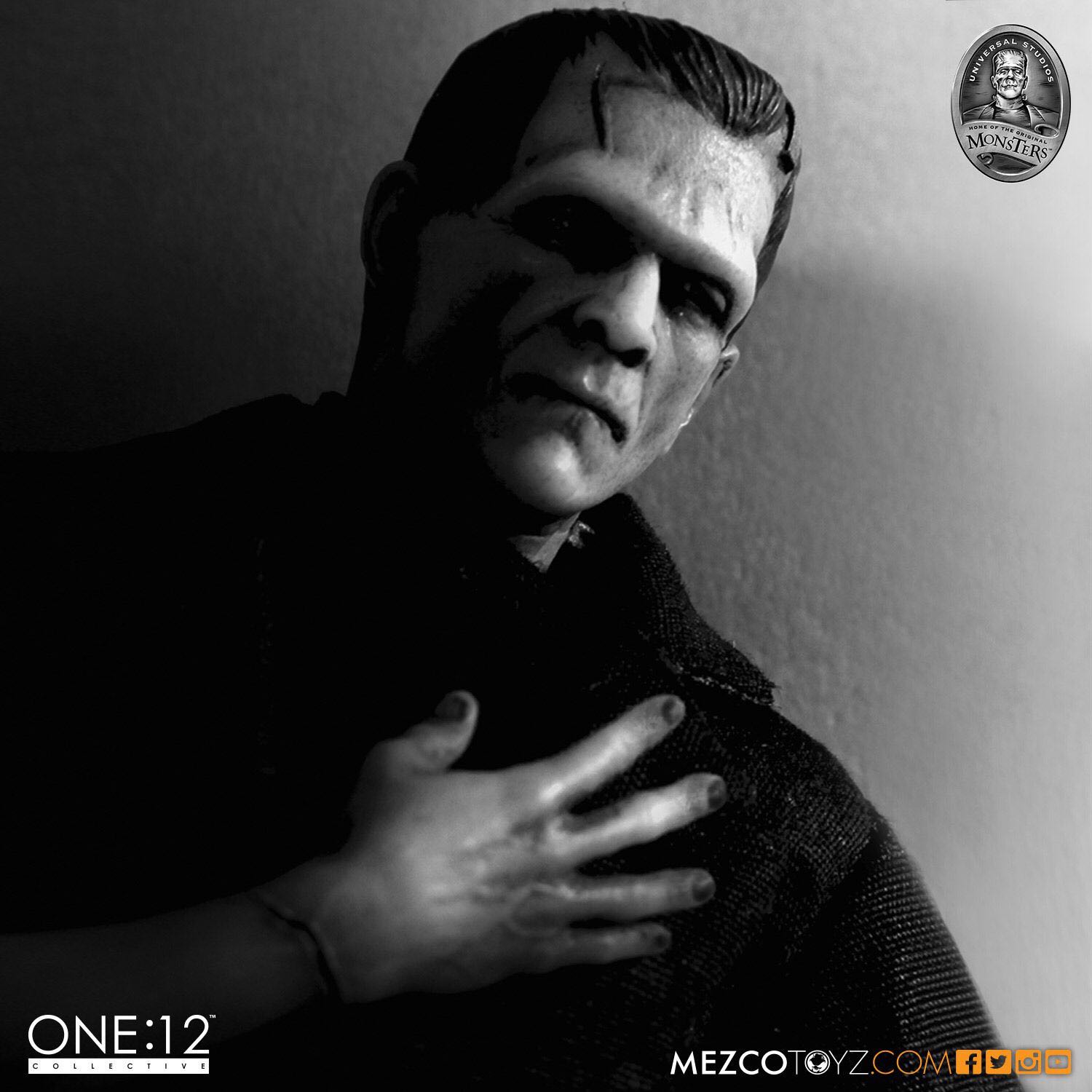 Frankenstein One:12 - Mezco Toyz (Universal Monsters) action figure collectible [Barcode 696198763805] - Main Image 3
