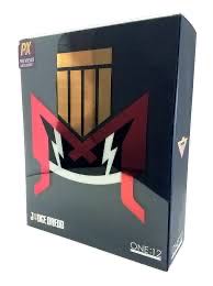 3 Judge Dredd - Mezco Toyz (Mezco One 12) action figure collectible [Barcode 696198760217] - Main Image 4